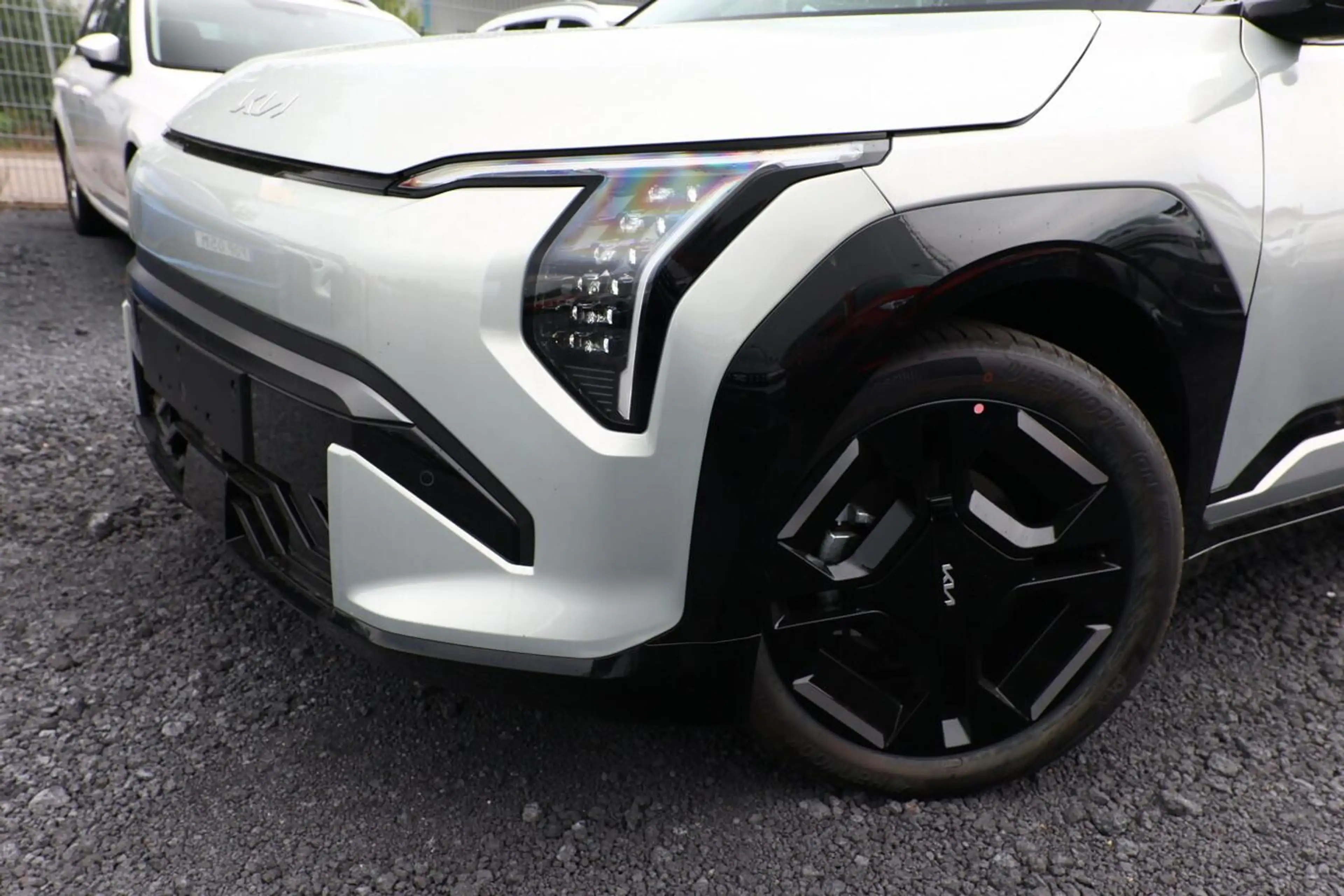 Kia EV3 GT-line 81,4kWh LED+ ACC Wärmep eHK Keyl SHZ 15... — photo 5
