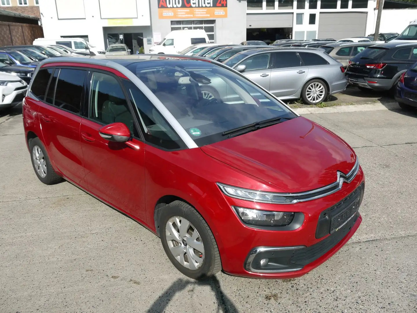 Citroen Grand C4 Picasso THP 165 Rouge - 1
