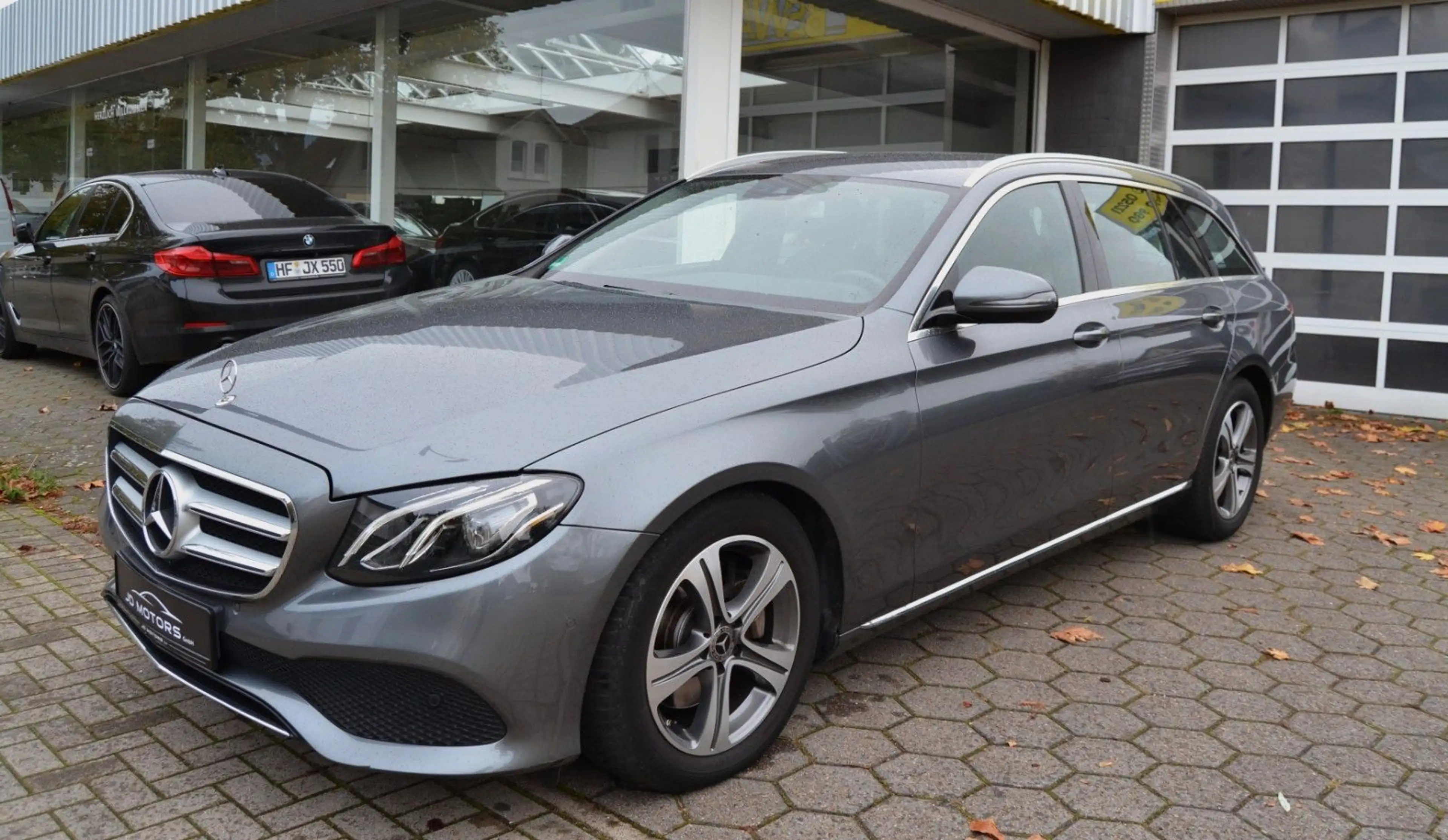 Mercedes-Benz E 220 E220d 4Matic*Kamera*AHK*Avantgarde*LED*