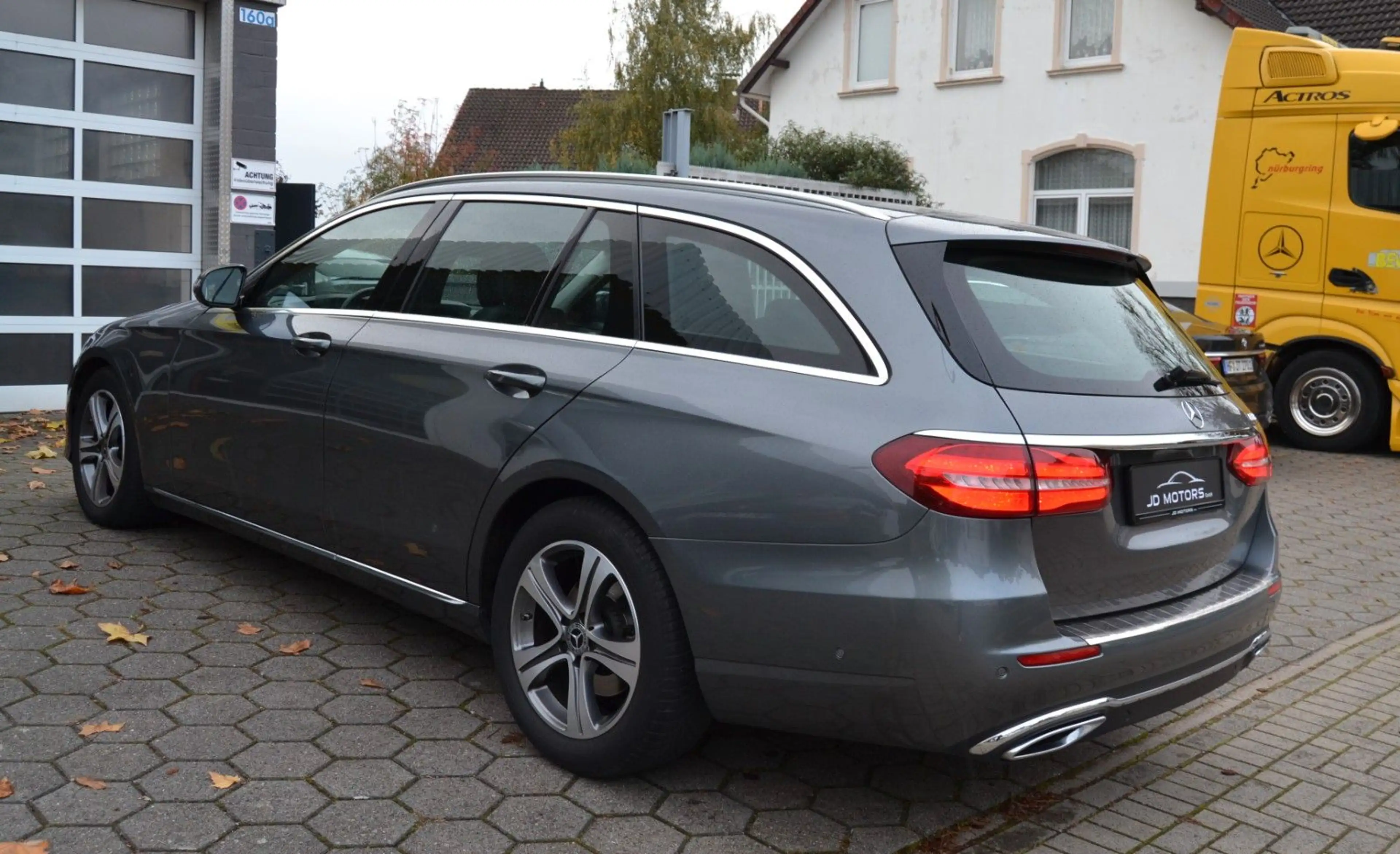 Mercedes-Benz E 220 E220d 4Matic*Kamera*AHK*Avantgarde*LED* — photo 6