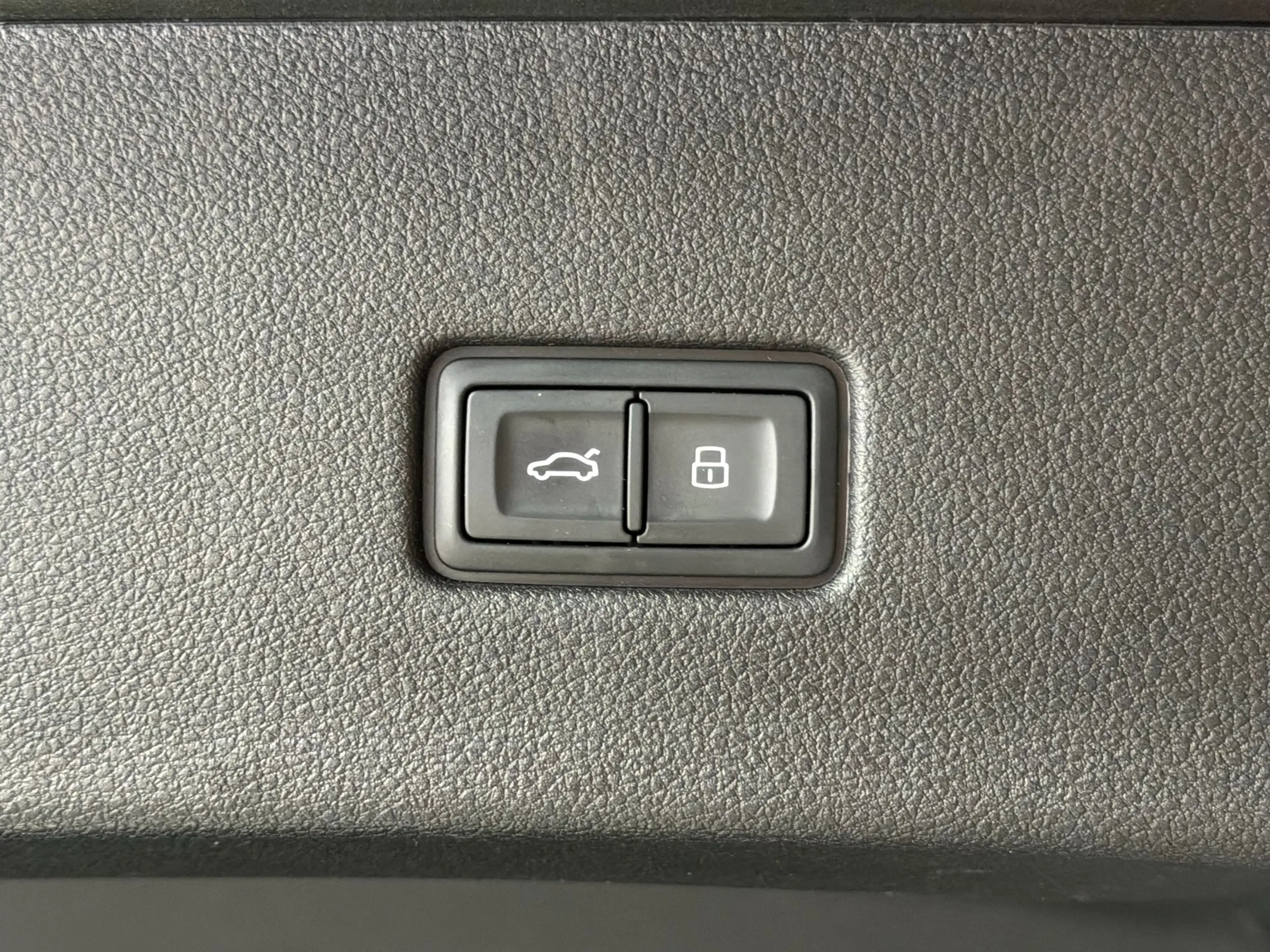 Audi Q8 55 TFSI quattro S-Line Softclose | Bang & Olufsen — photo 9