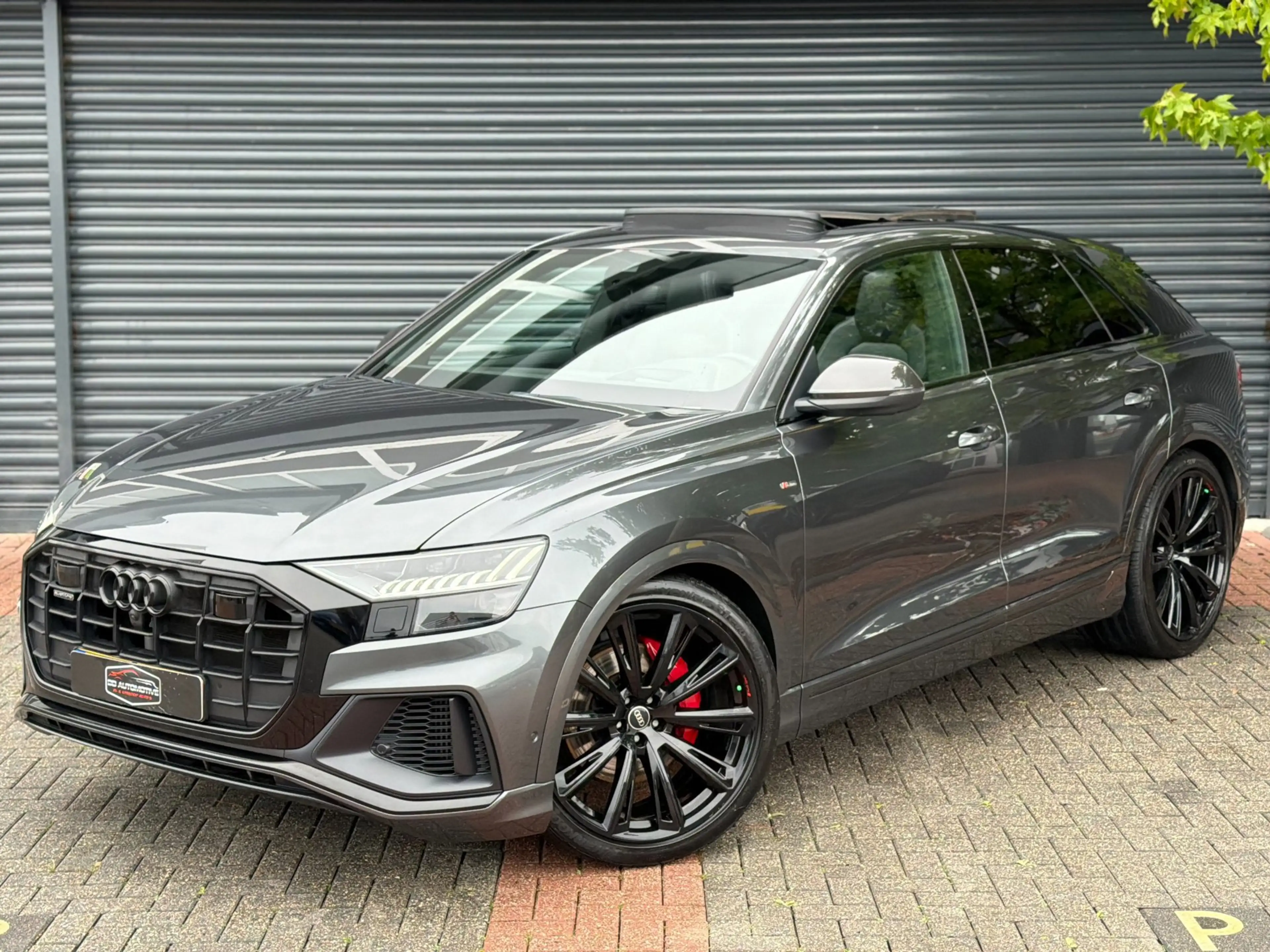 Audi Q8 55 TFSI quattro S-Line Softclose | Bang & Olufsen — photo 2