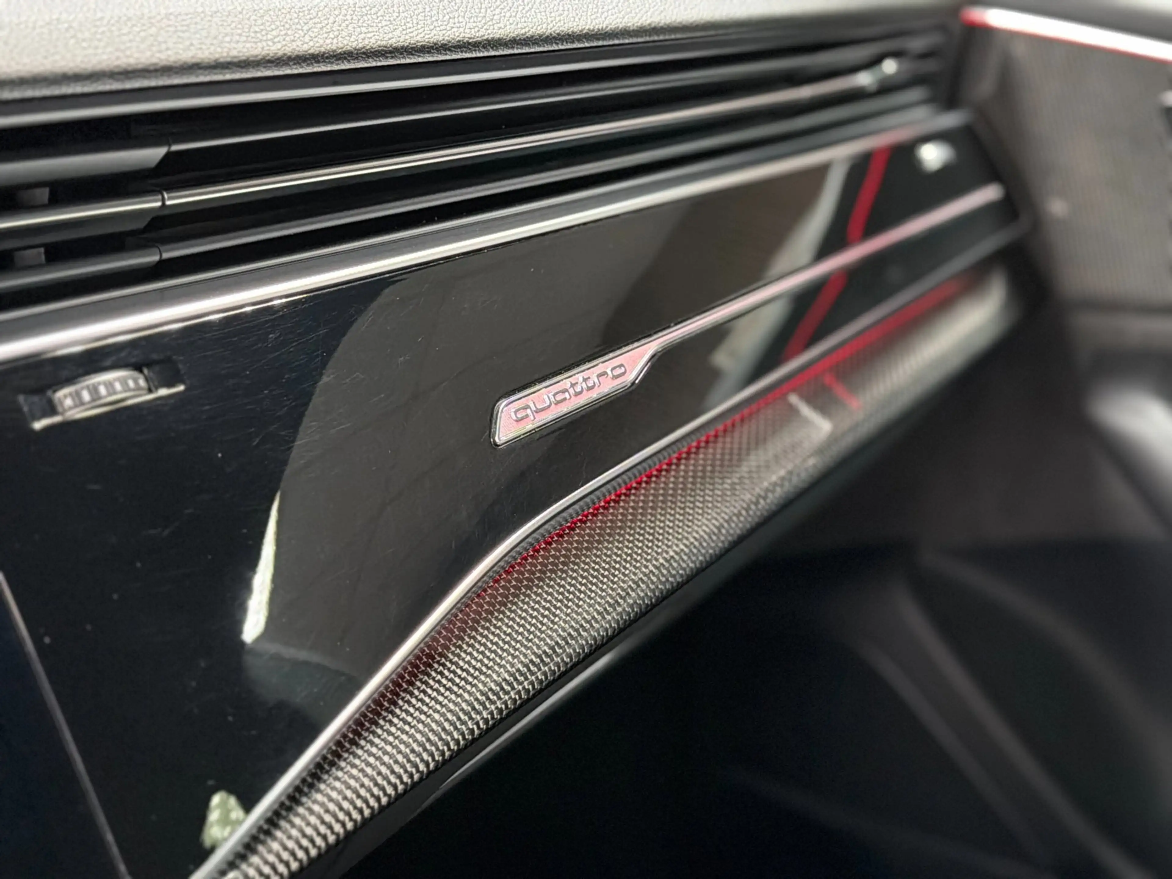 Audi Q8 55 TFSI quattro S-Line Softclose | Bang & Olufsen — photo 22
