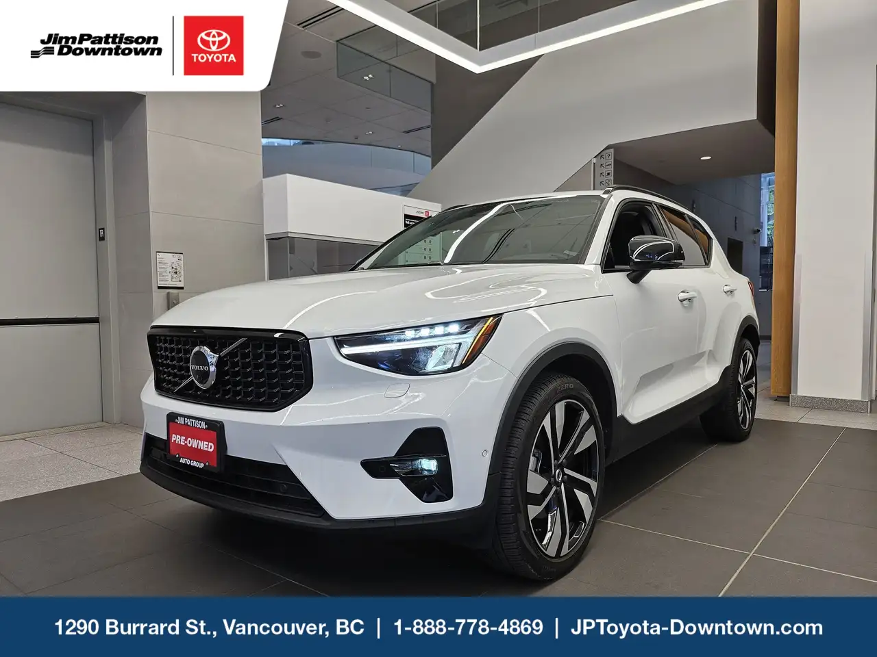 2023 Volvo XC40