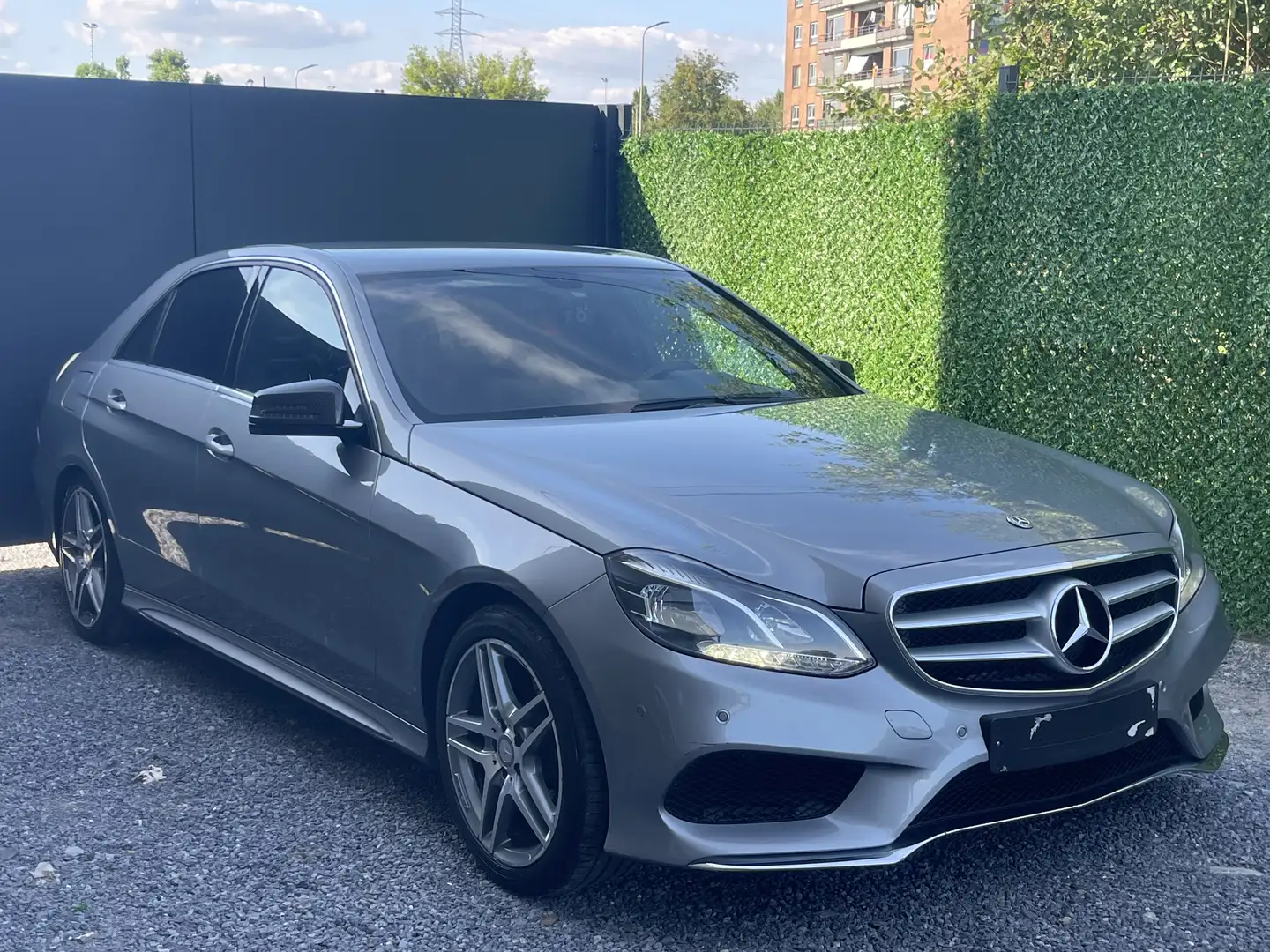 Mercedes-Benz E 200 E 200 CDI PACK AMG INTÉRIEUR / EXTÉRIEUR - 1