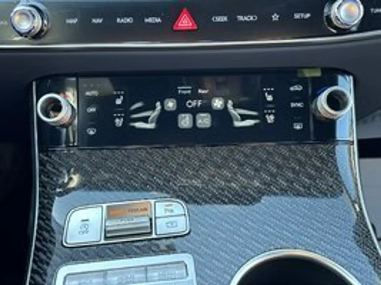 Genesis GV70 снимка Genesis GV70