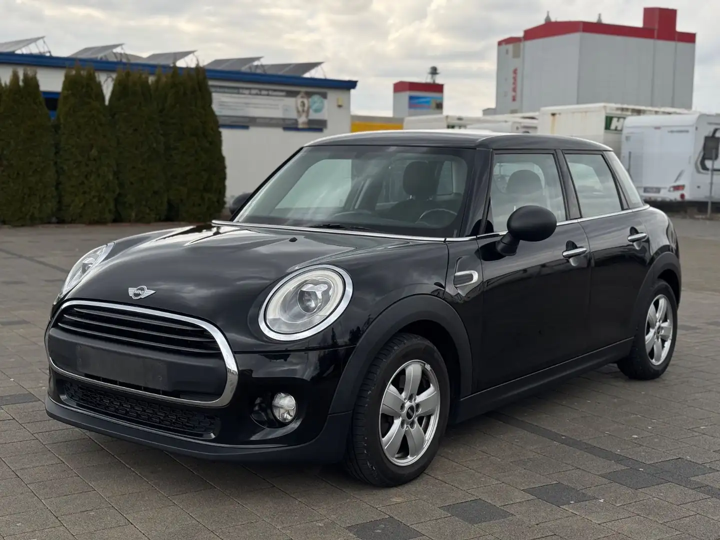 MINI One 1.2 5-trg. Automatik LED Navi PDC Euro6 Schwarz - 1