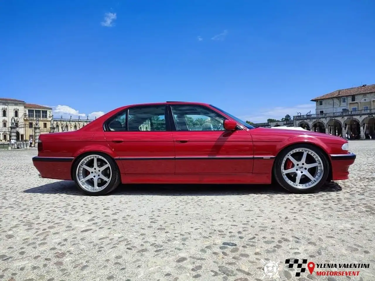 BMW 728i, foto 1