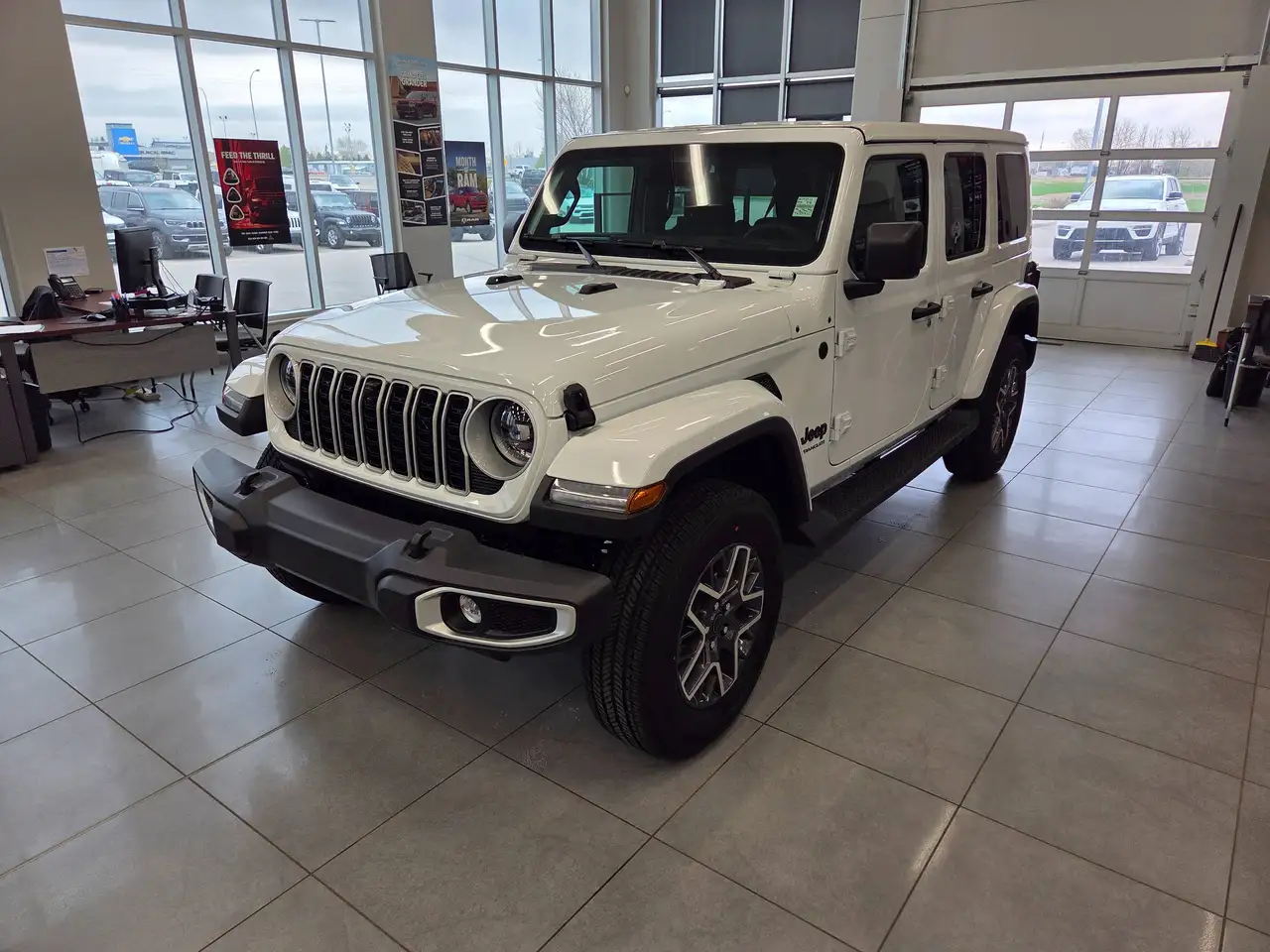 Jeep Wrangler снимка Jeep Wrangler