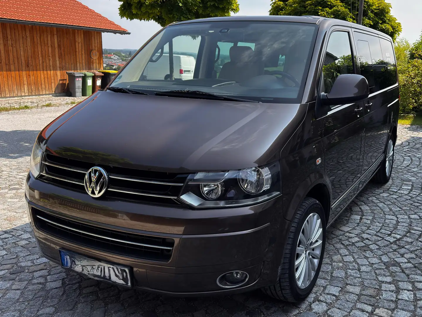 Volkswagen T5 Multivan Multivan Highline | Leder | Dynaudio | Navi | AHK Braun - 2