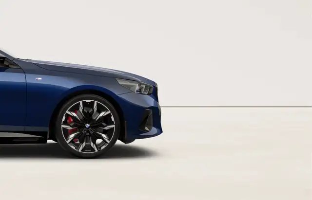 BMW I5 view 9
