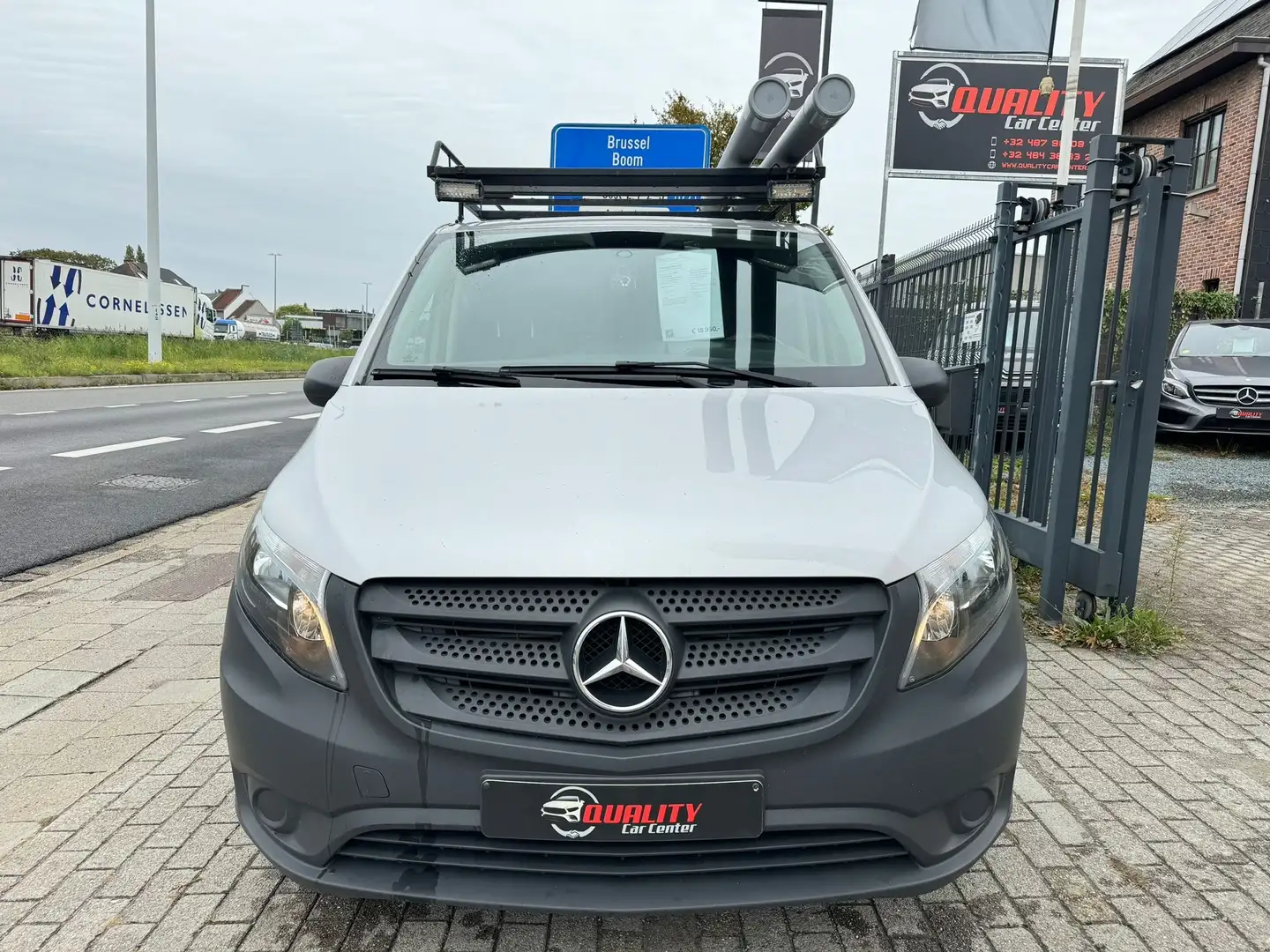 Mercedes-Benz Vito 1.5 cdi  71000 km   3 zit  115 pk  L3 Gris - 2