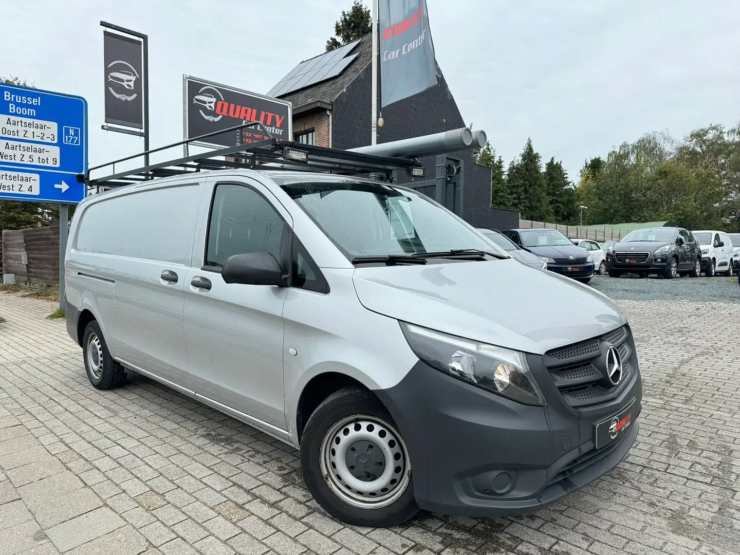 Mercedes-Benz Vito 1.5 cdi  71000 km   3 zit  115 pk  L3 Gris - 1