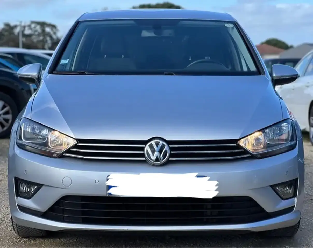 Volkswagen Golf Standard Model — photo 3