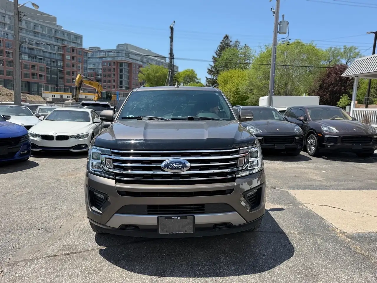 Ford Expedition снимка Ford Expedition