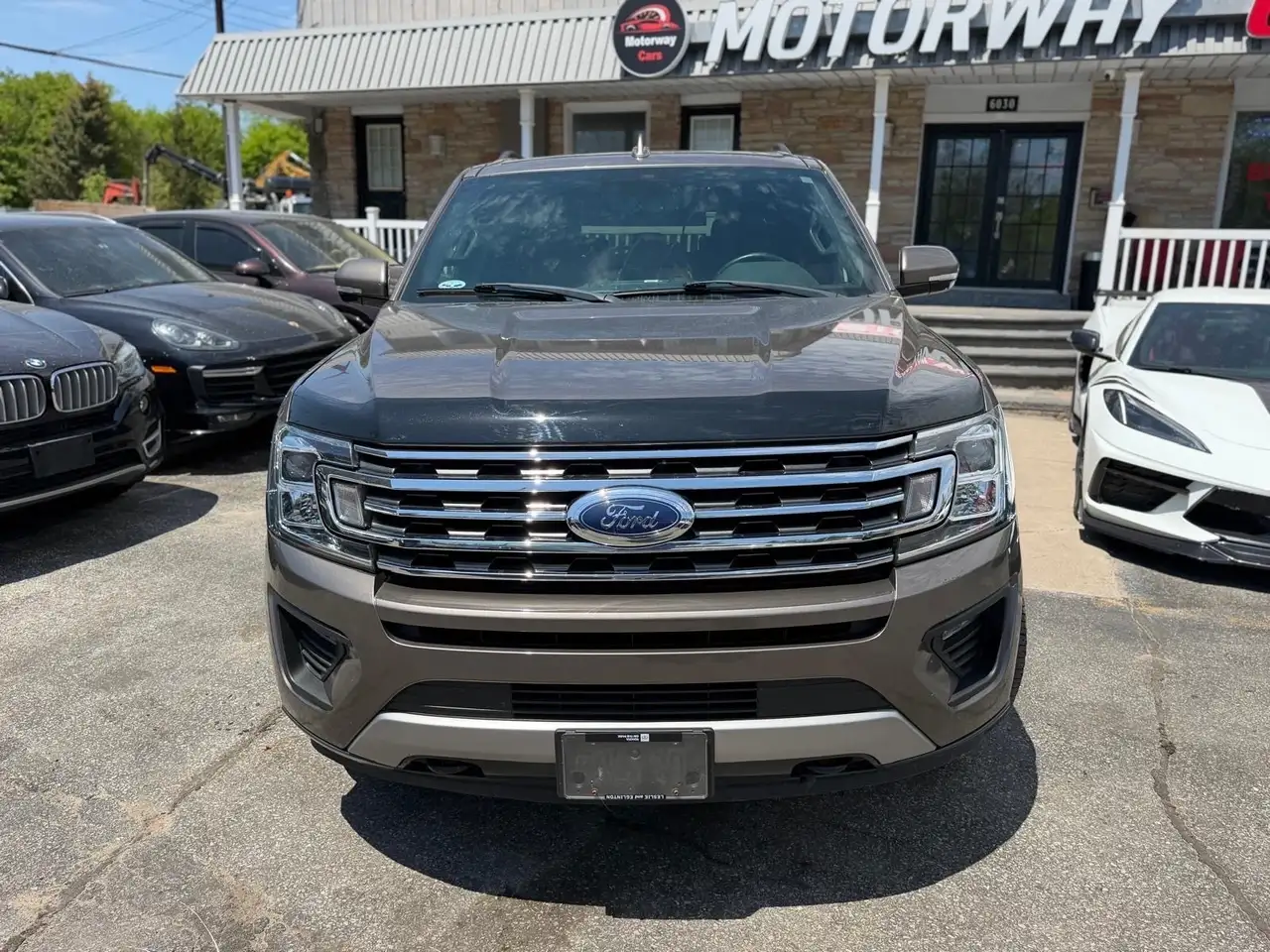 Ford Expedition снимка Ford Expedition
