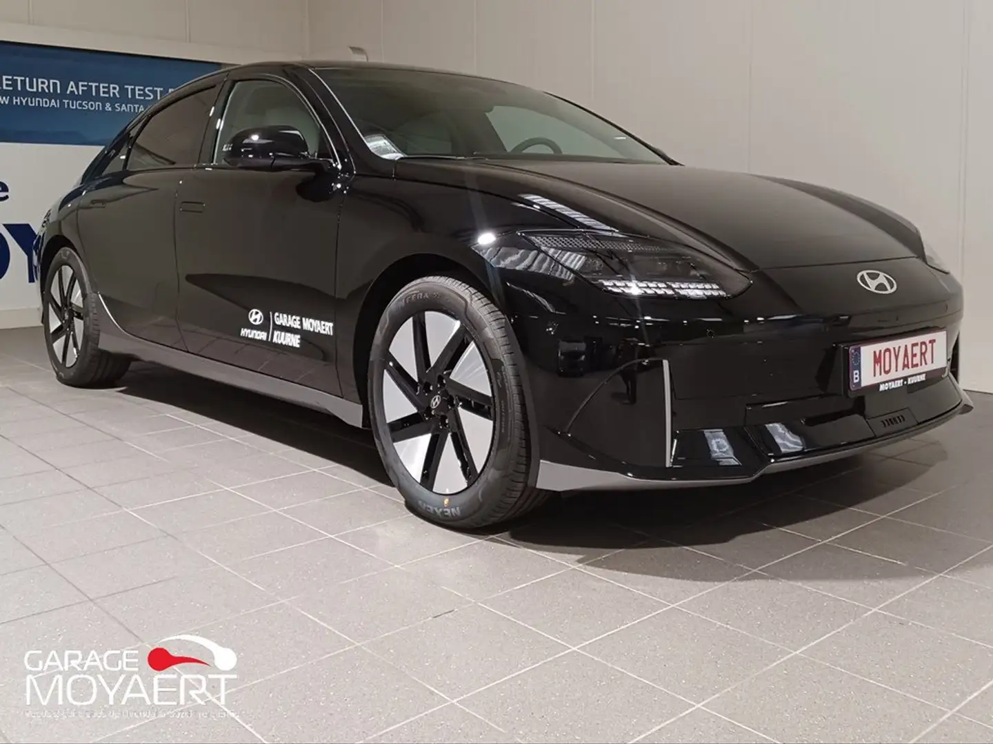 Hyundai IONIQ 6 77kWh Balance 18" RWD | 3 JAAR GRATIS ONDERHOUD | Zwart - 2