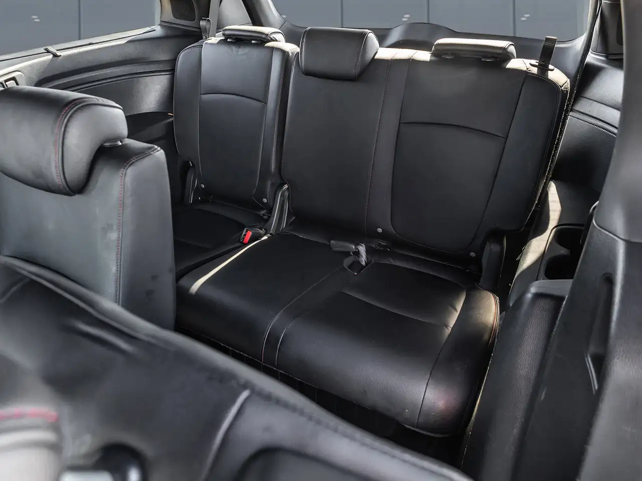 Honda Odyssey снимка Honda Odyssey