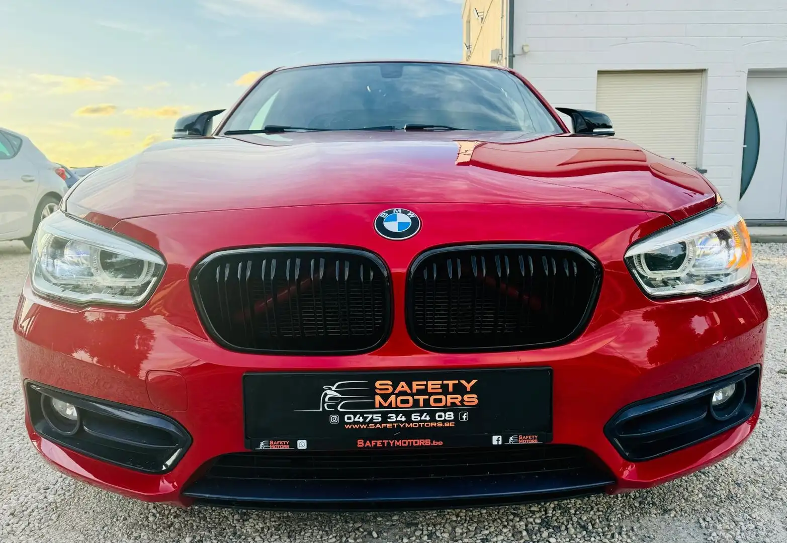 BMW 116 116i Pack sport Line xenon toit ouvrant garantie Rood - 2