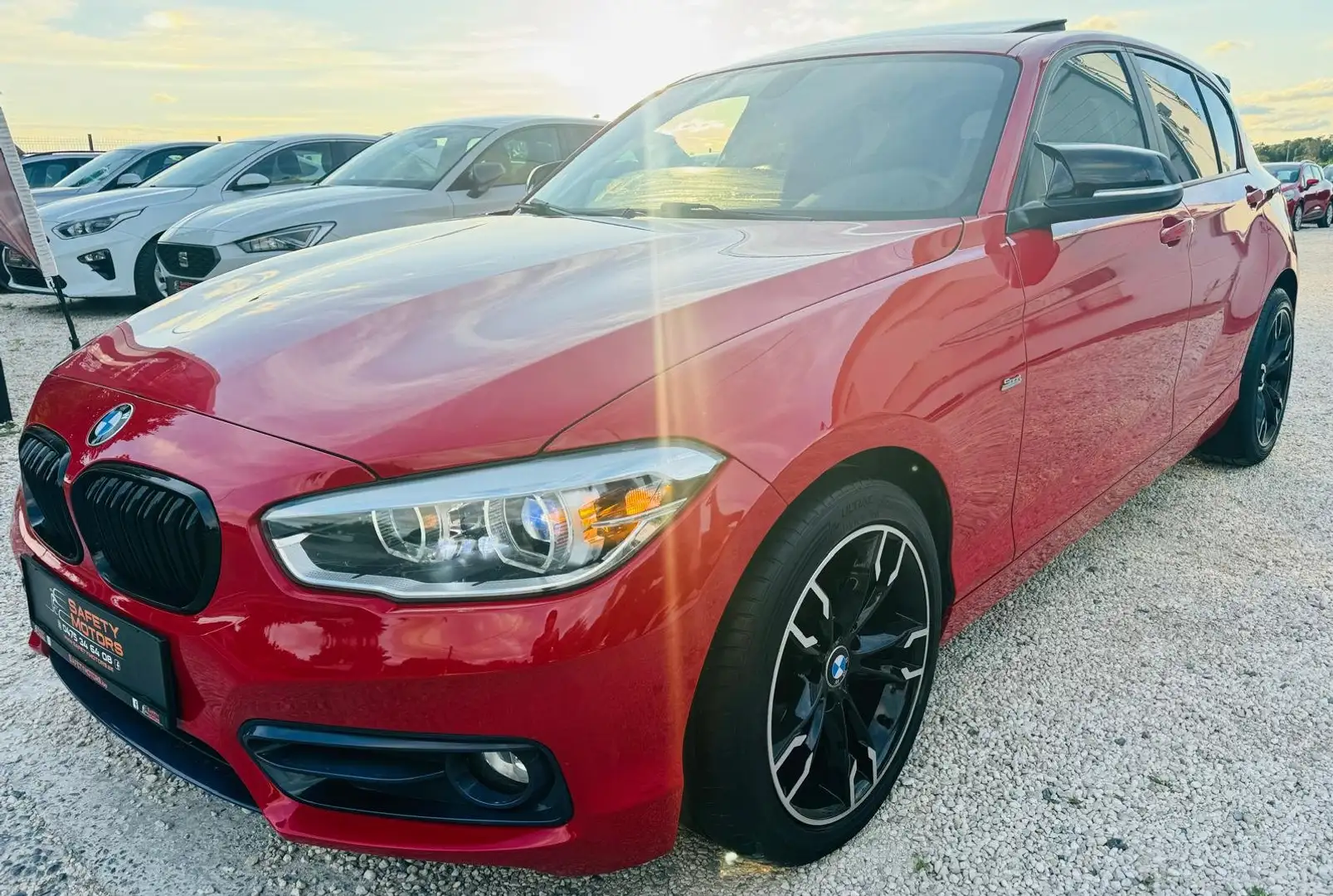 BMW 116 116i Pack sport Line xenon toit ouvrant garantie Rood - 1
