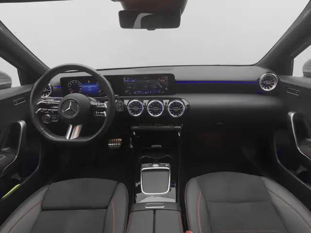 Mercedes-Benz A Class view 18