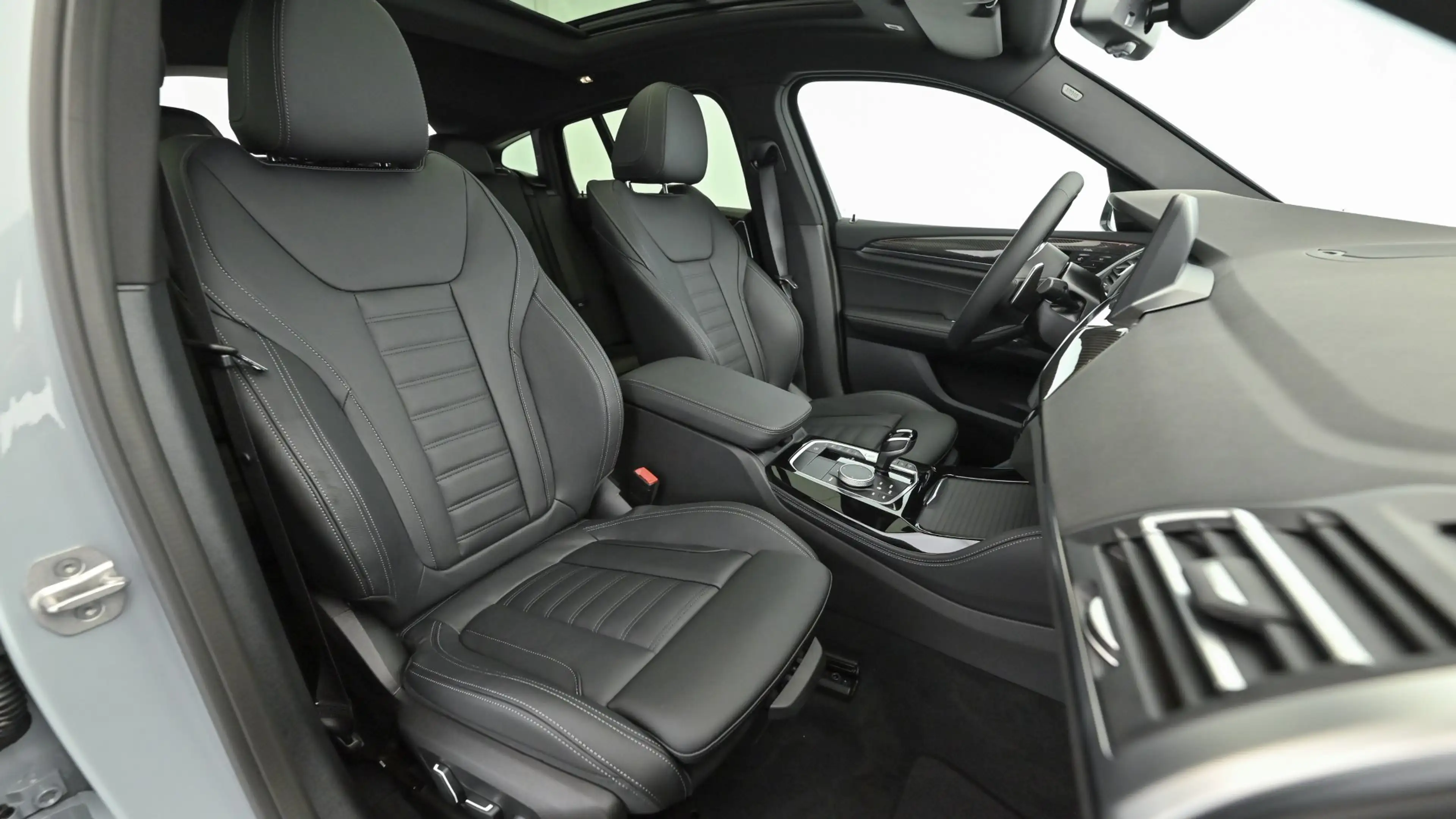 BMW X4 xDrive 30d — photo 8