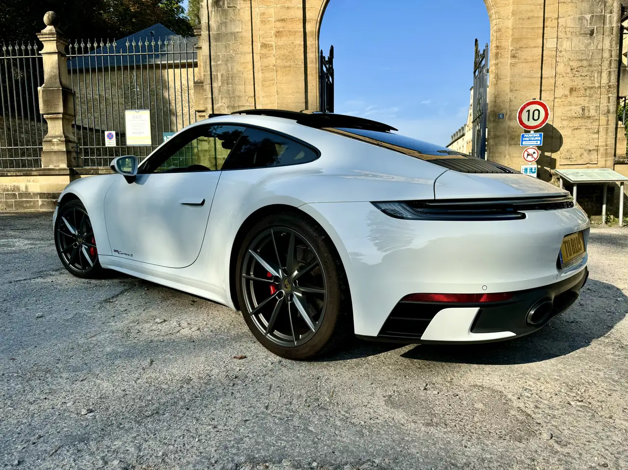 Porsche 992
