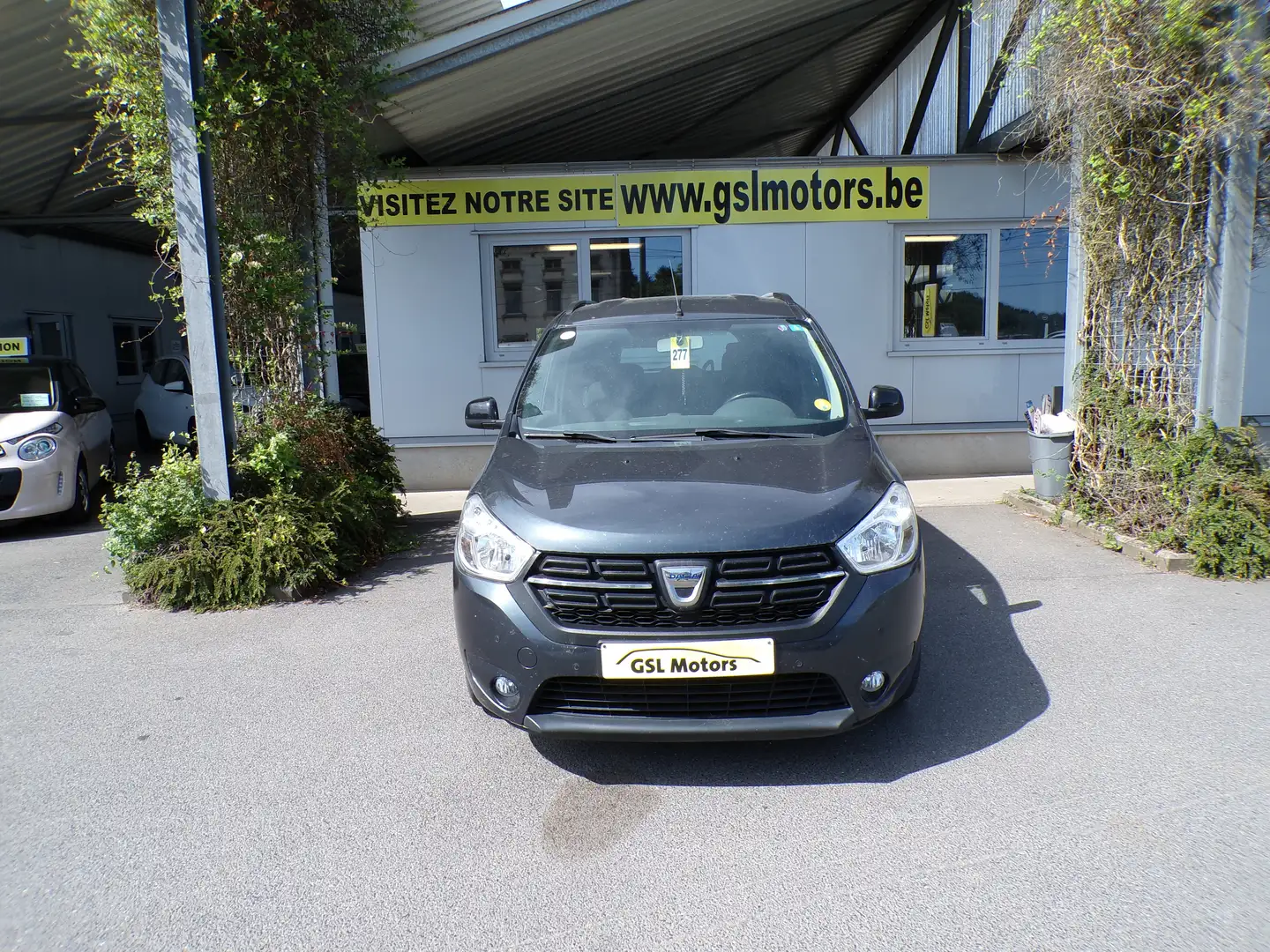 Dacia Lodgy 1.5 Blue dCi 5pl. noir 01/19 Airco Capteurs Cruise Noir - 2
