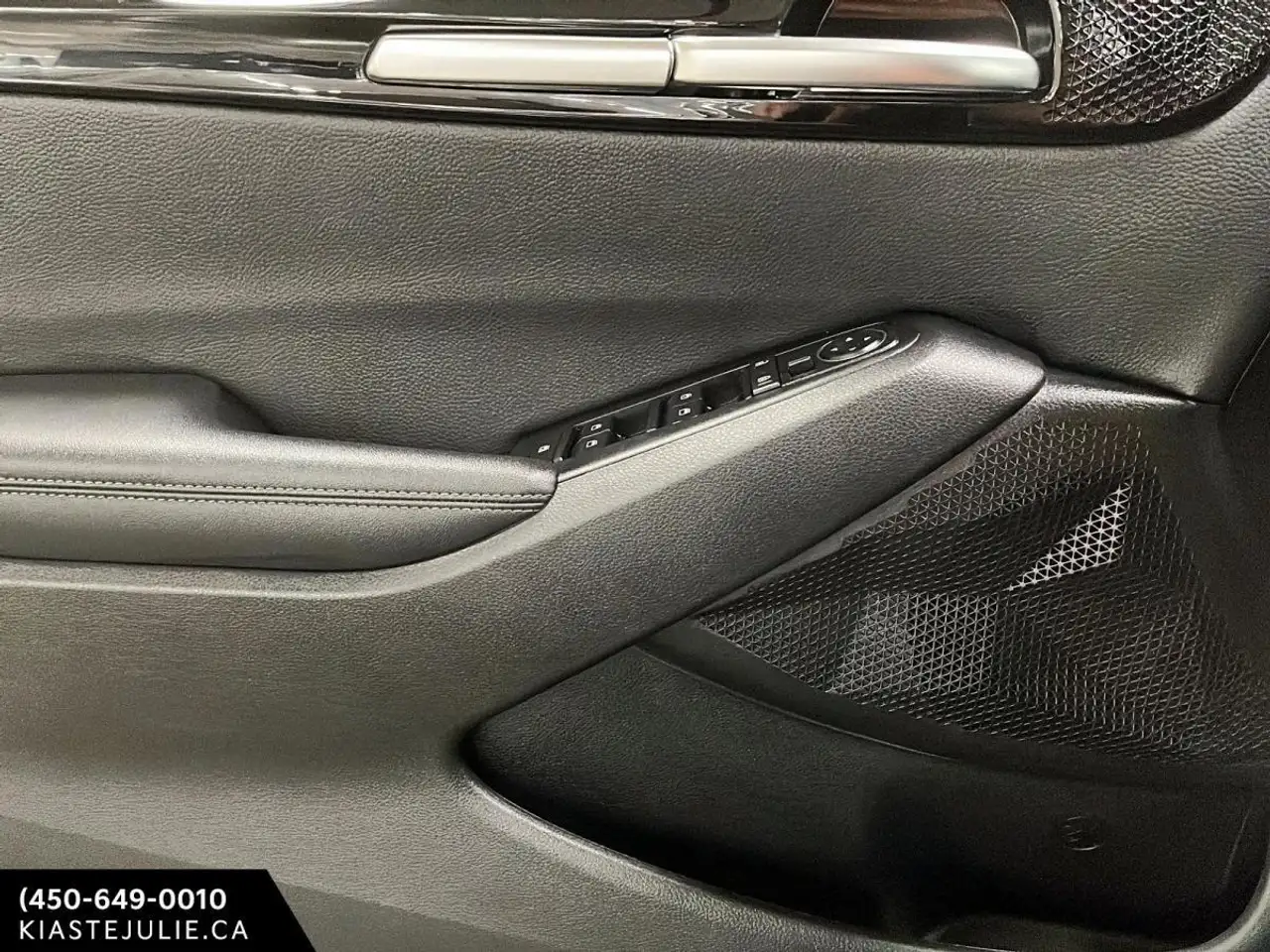 Kia Seltos снимка Kia Seltos