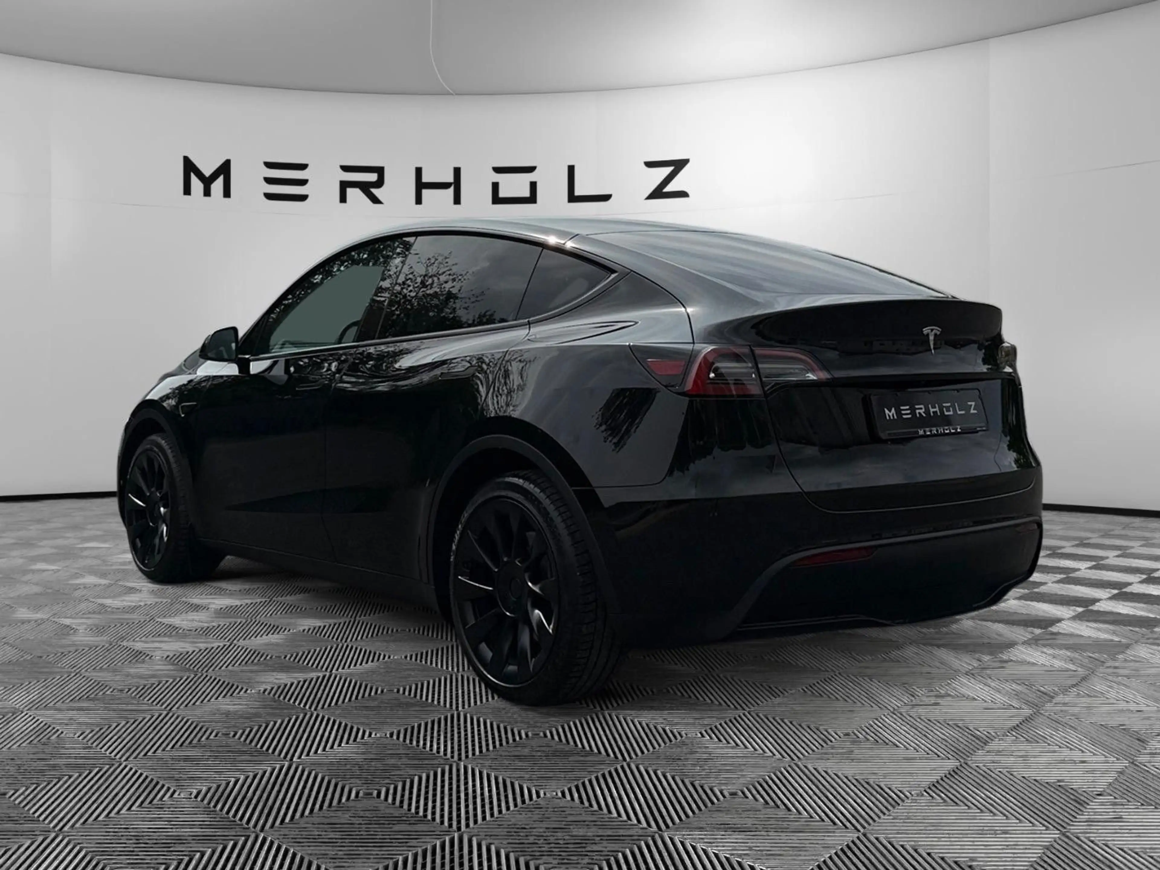 Tesla Model Y RWD Ryzen 1.Hand MwSt Herstellergarantie — photo 5