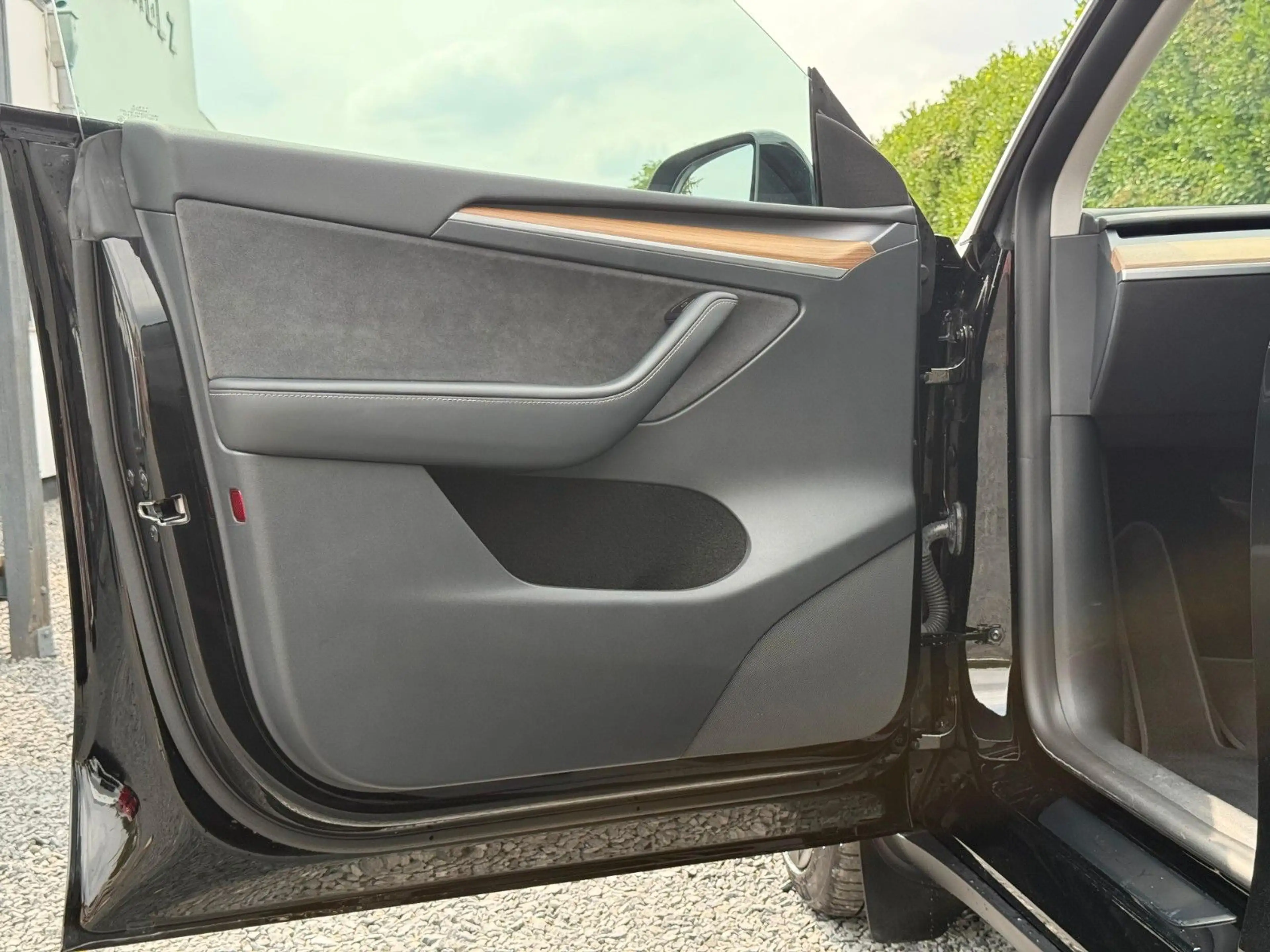 Tesla Model Y RWD Ryzen 1.Hand MwSt Herstellergarantie — photo 12