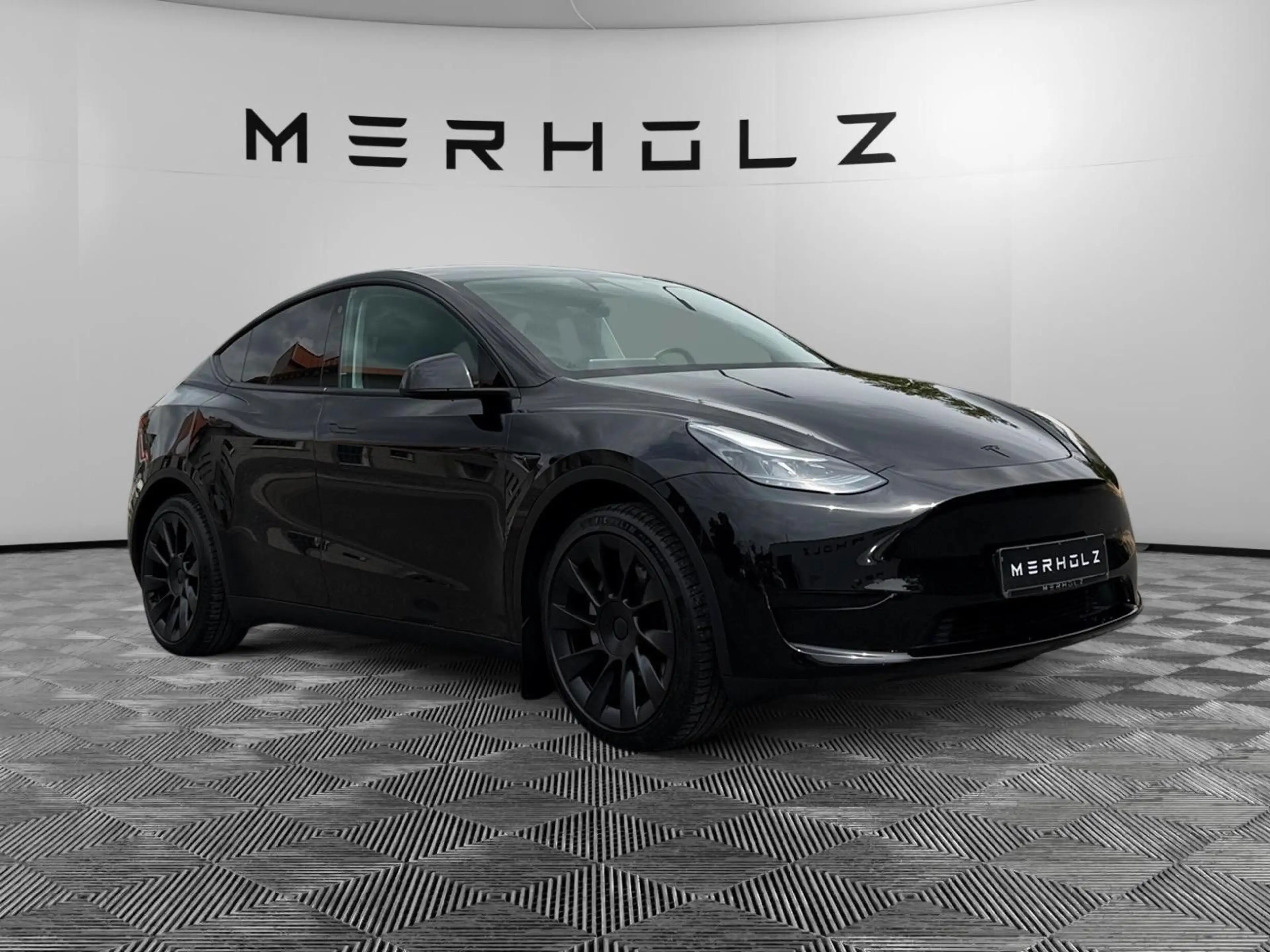 Tesla Model Y RWD Ryzen 1.Hand MwSt Herstellergarantie — photo 3