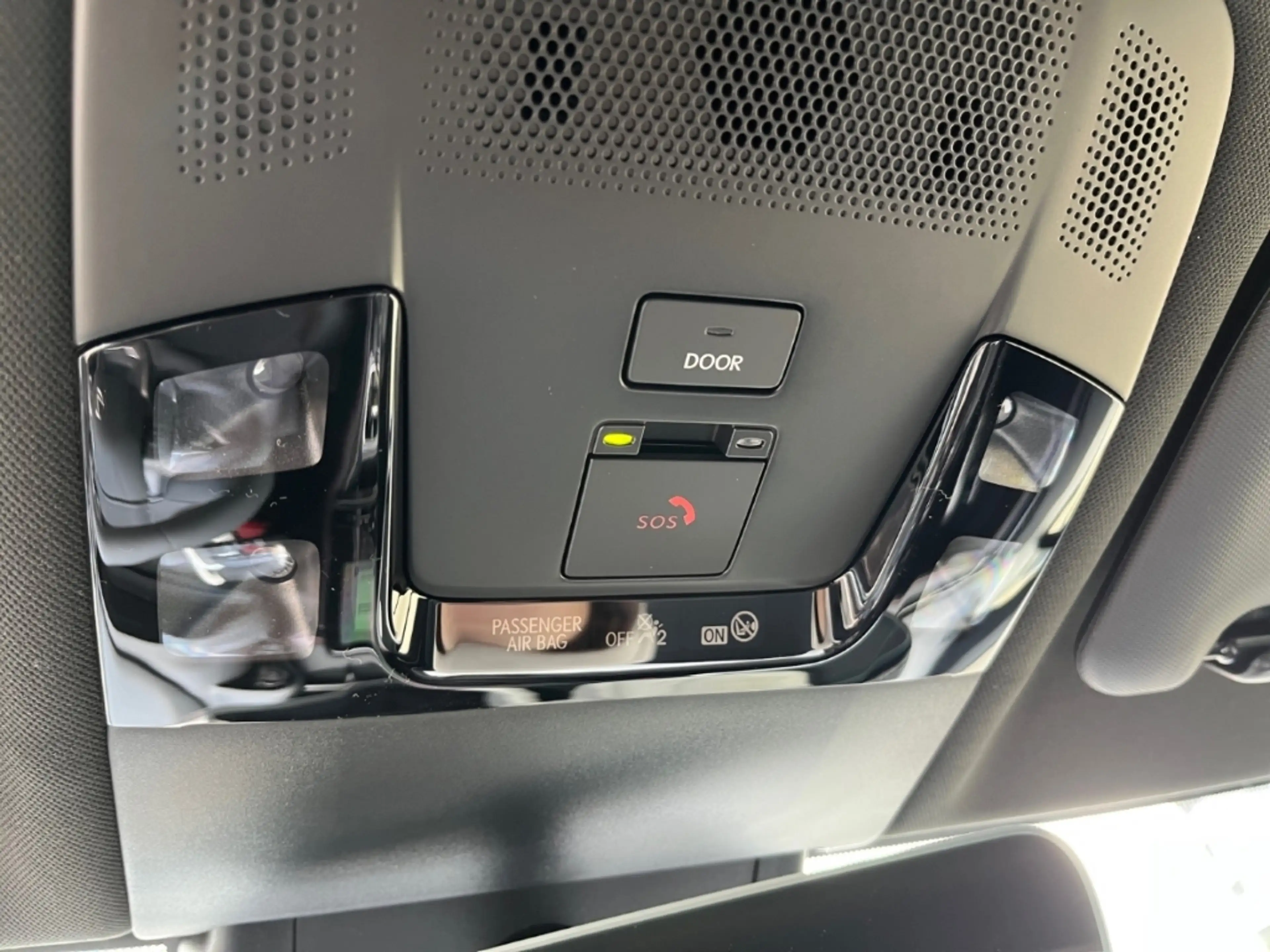 Lexus LBX Emotion 1.5 Hybrid — photo 23