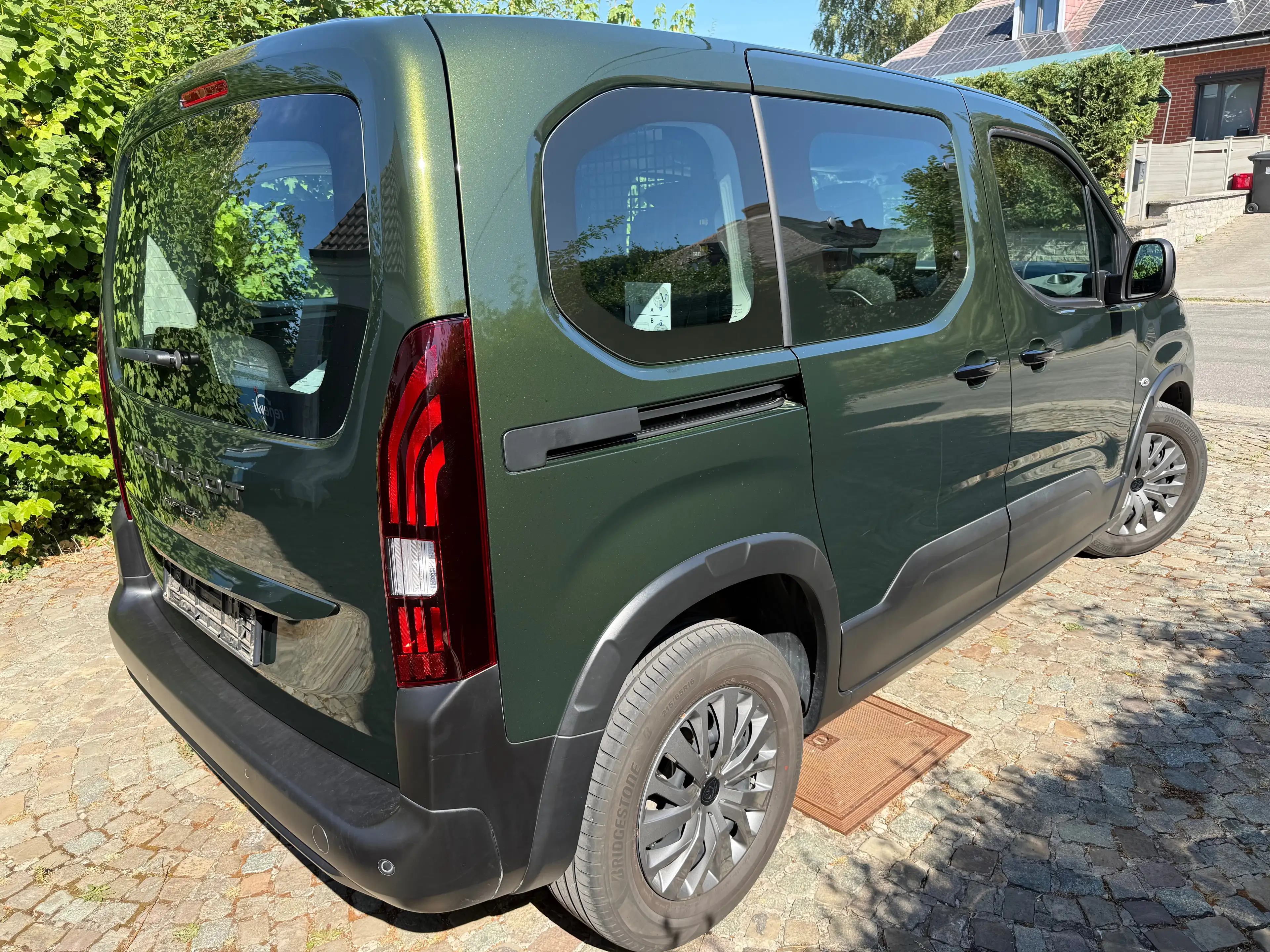 Peugeot Rifter Rifter 1.5 BlueHDi allure 5 places 130 — photo 2