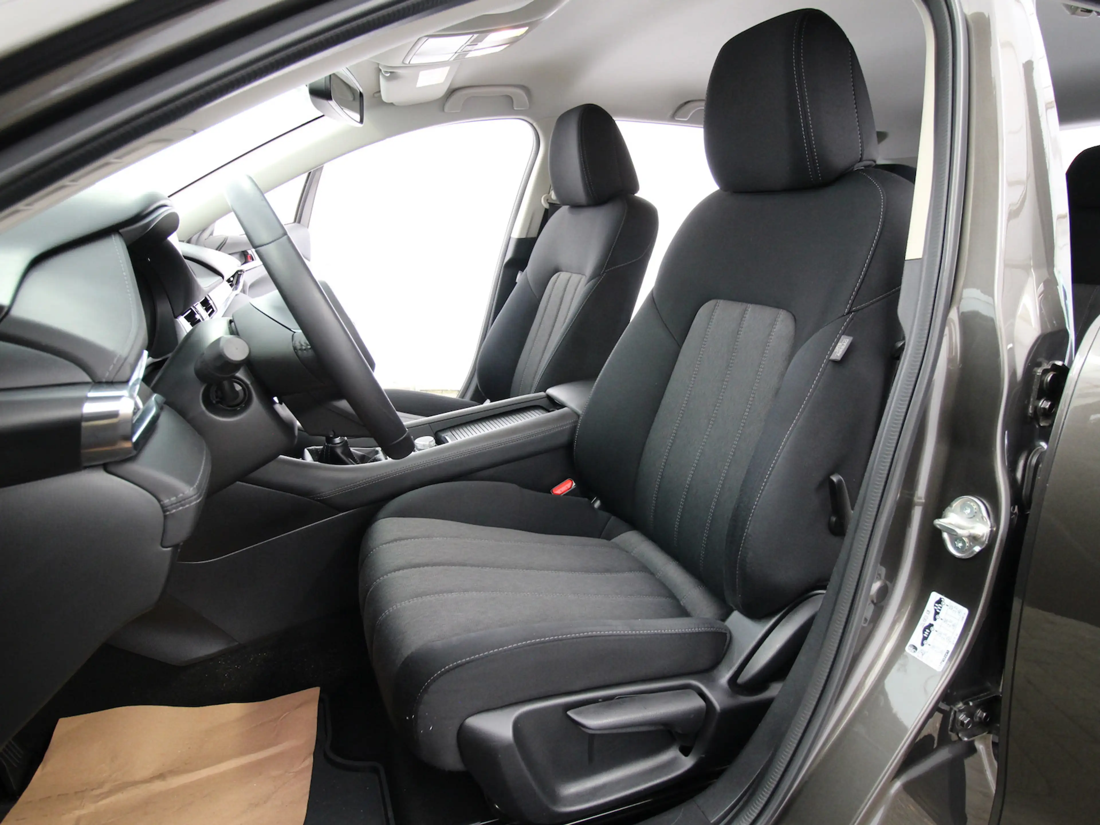 Mazda 6 2.0 SKYACTIV-G 165 Exclusive-Line LED+NAVI+AHK — photo 8
