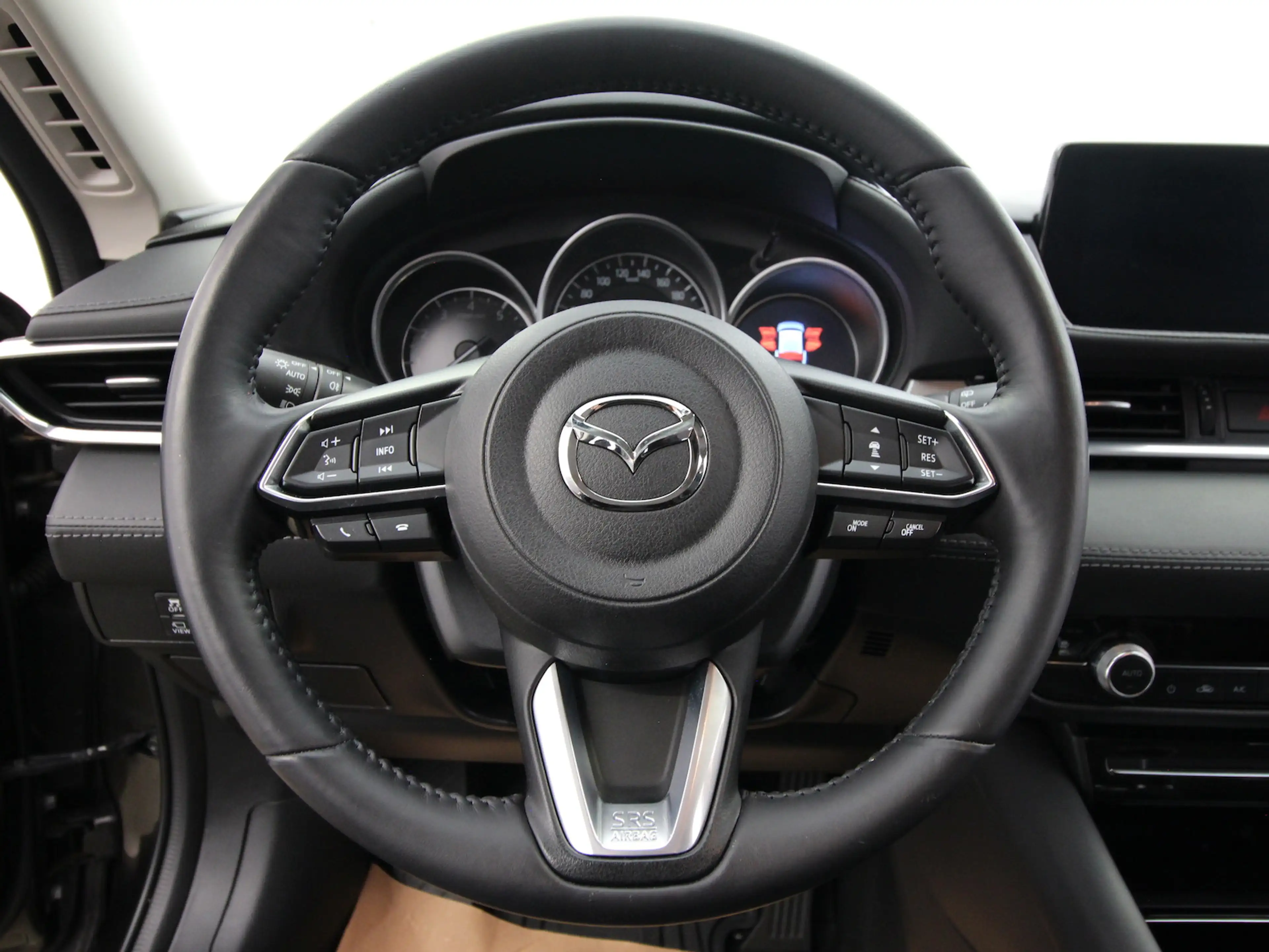 Mazda 6 2.0 SKYACTIV-G 165 Exclusive-Line LED+NAVI+AHK — photo 20