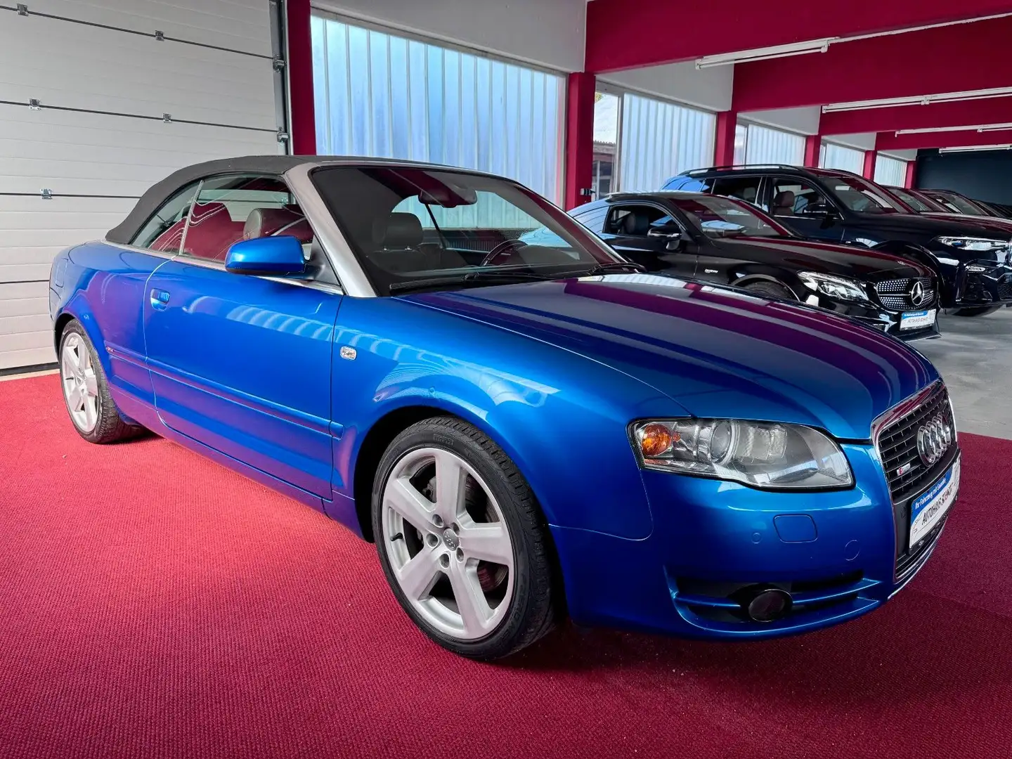 Audi A4 Cabrio 3.0TDI quattro 3x S line Navi Automatik Schwarz - 2