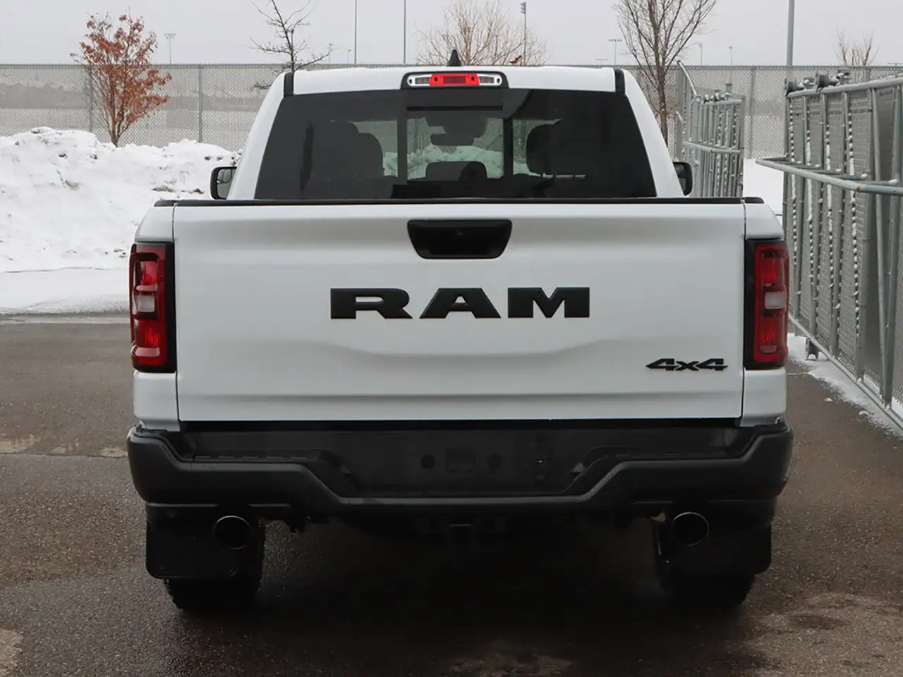 RAM 1500 снимка RAM 1500