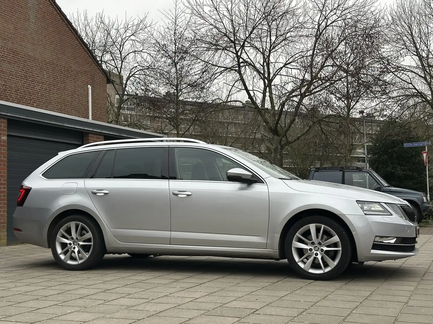 Skoda Octavia 1.0 TSI Greentech 115pk 2018 Grijs Grijs - 2