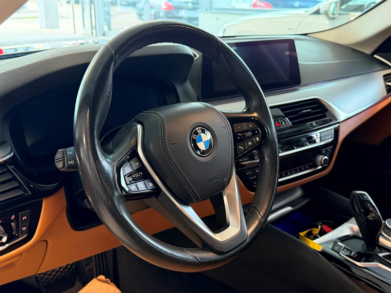 BMW 520 d xDrive Touring Aut. (G31) — photo 8