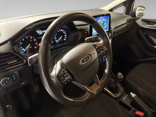 Ford Fiesta view 8