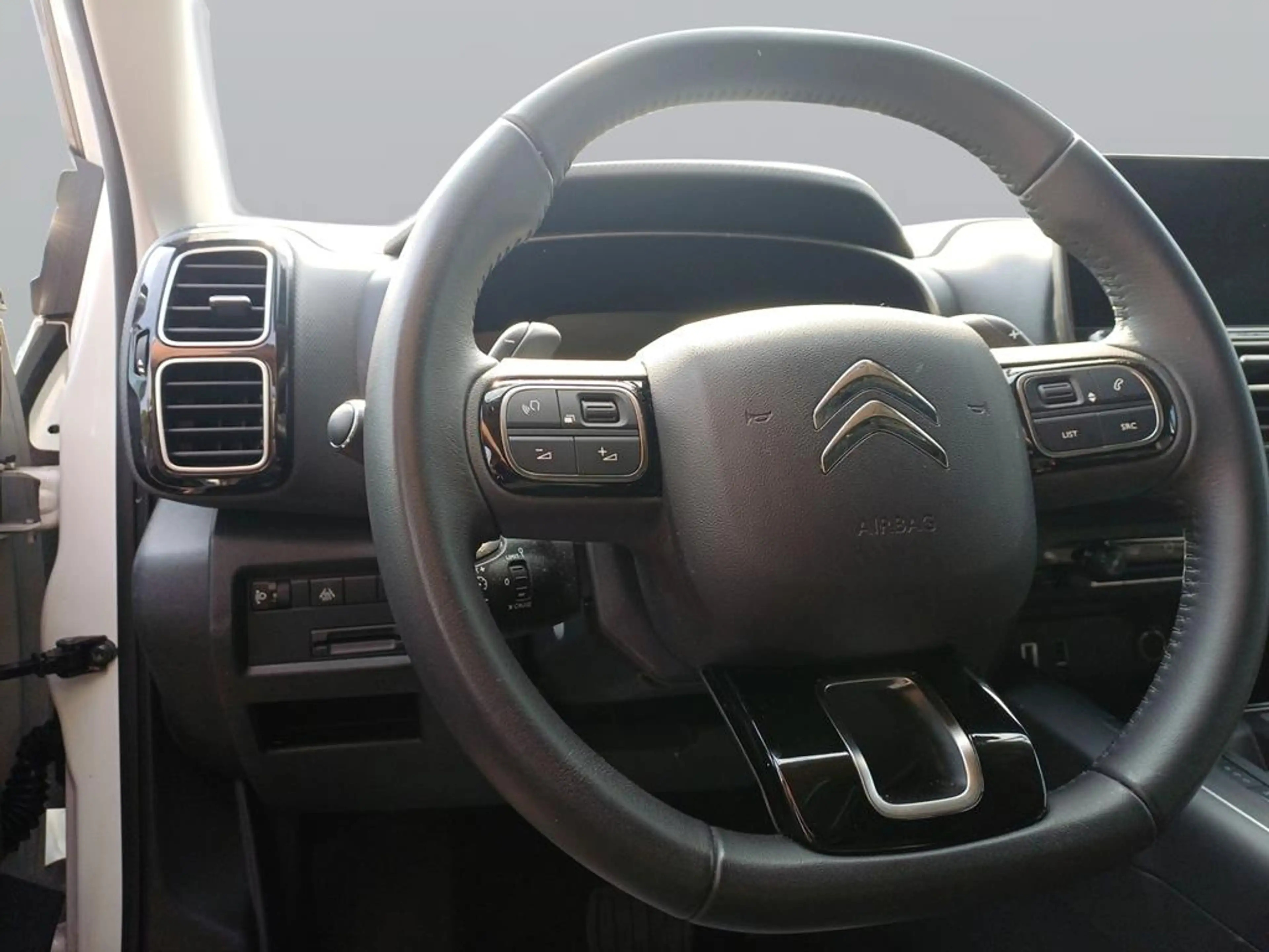 Citroen C5 Aircross BlueHDi 130 S&S EAT8 Max — photo 23