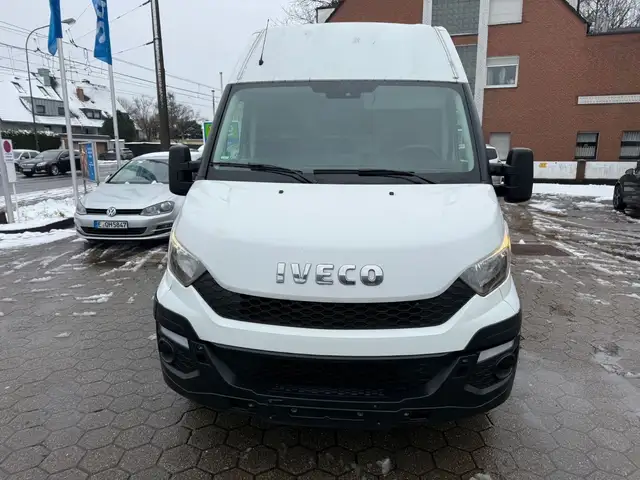 Iveco Daily Kasten HKa 35 S .V Radstand 3520L