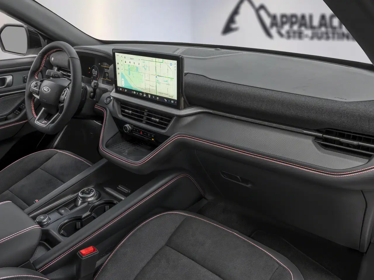 Ford Explorer снимка Ford Explorer