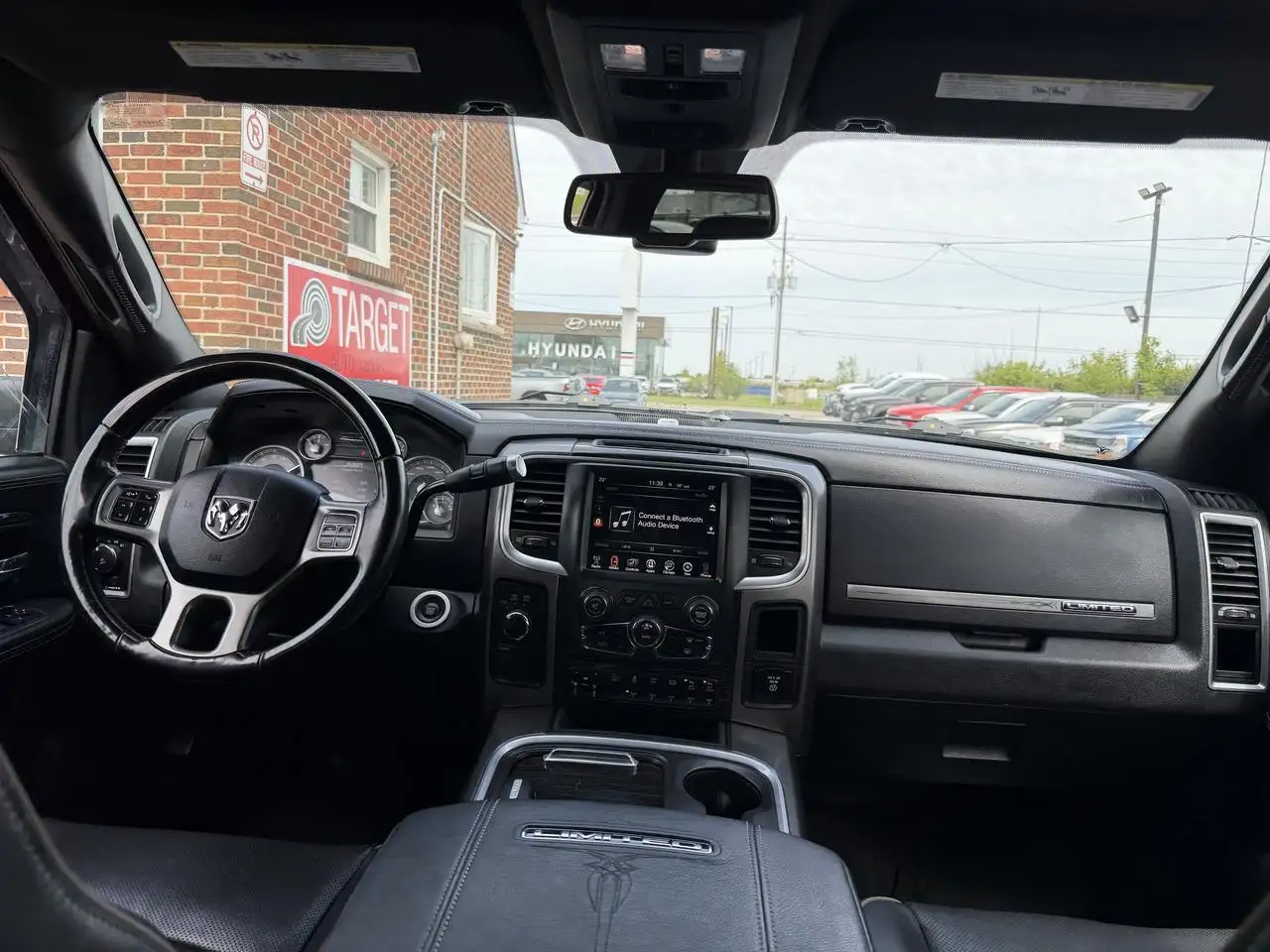 RAM 2500 снимка RAM 2500
