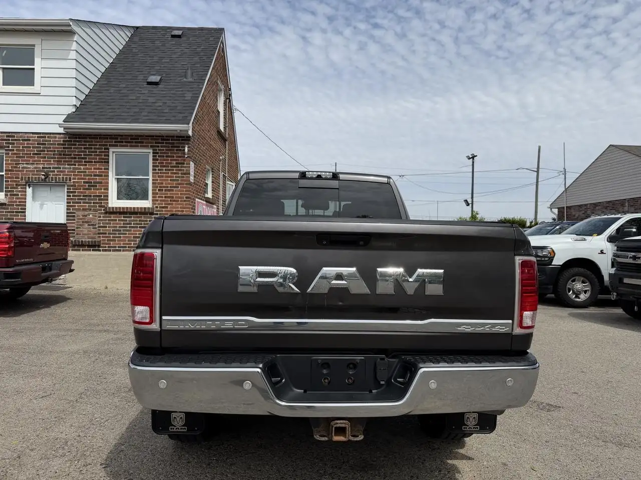 RAM 2500 снимка RAM 2500