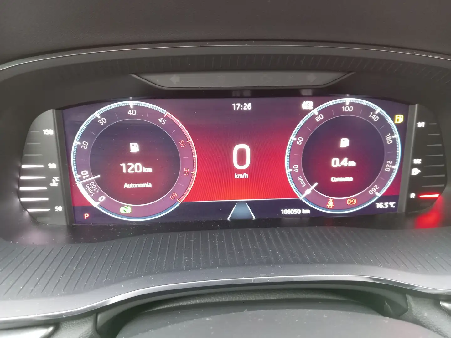 Skoda Octavia 2.0 TDI EVO SCR DSG Wagon Executive Argento - 2