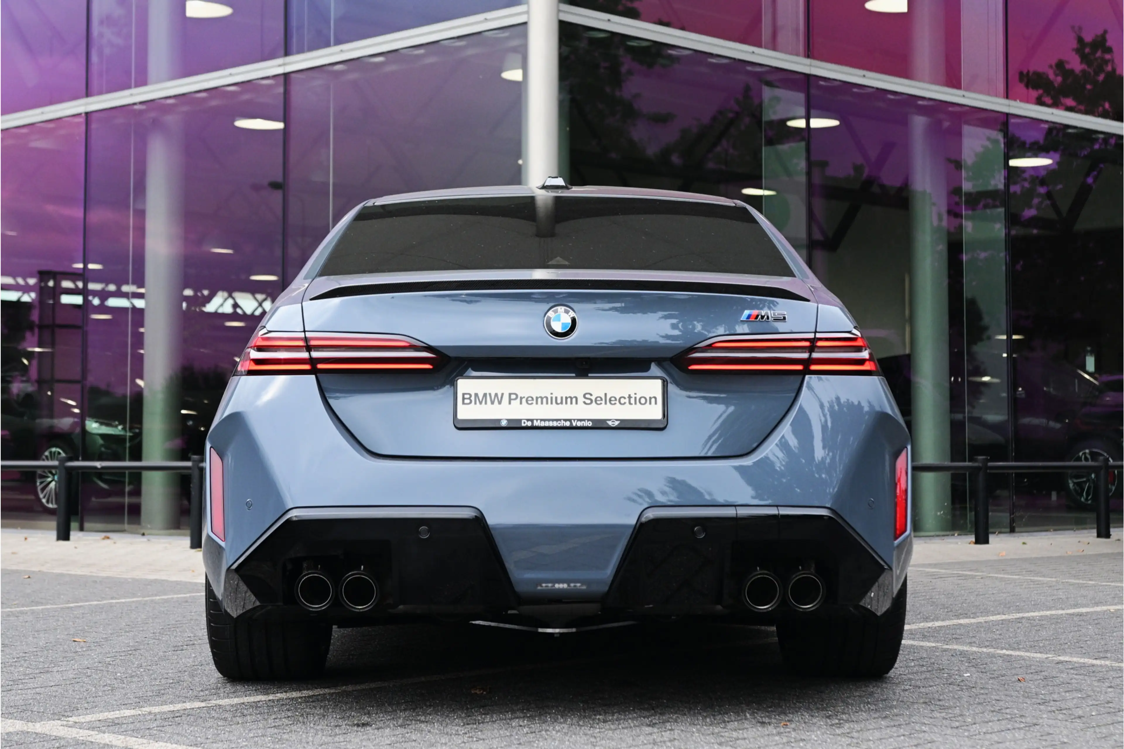 BMW M5 Automaat / M Drive Professional / Trekhaak / Bower — photo 8