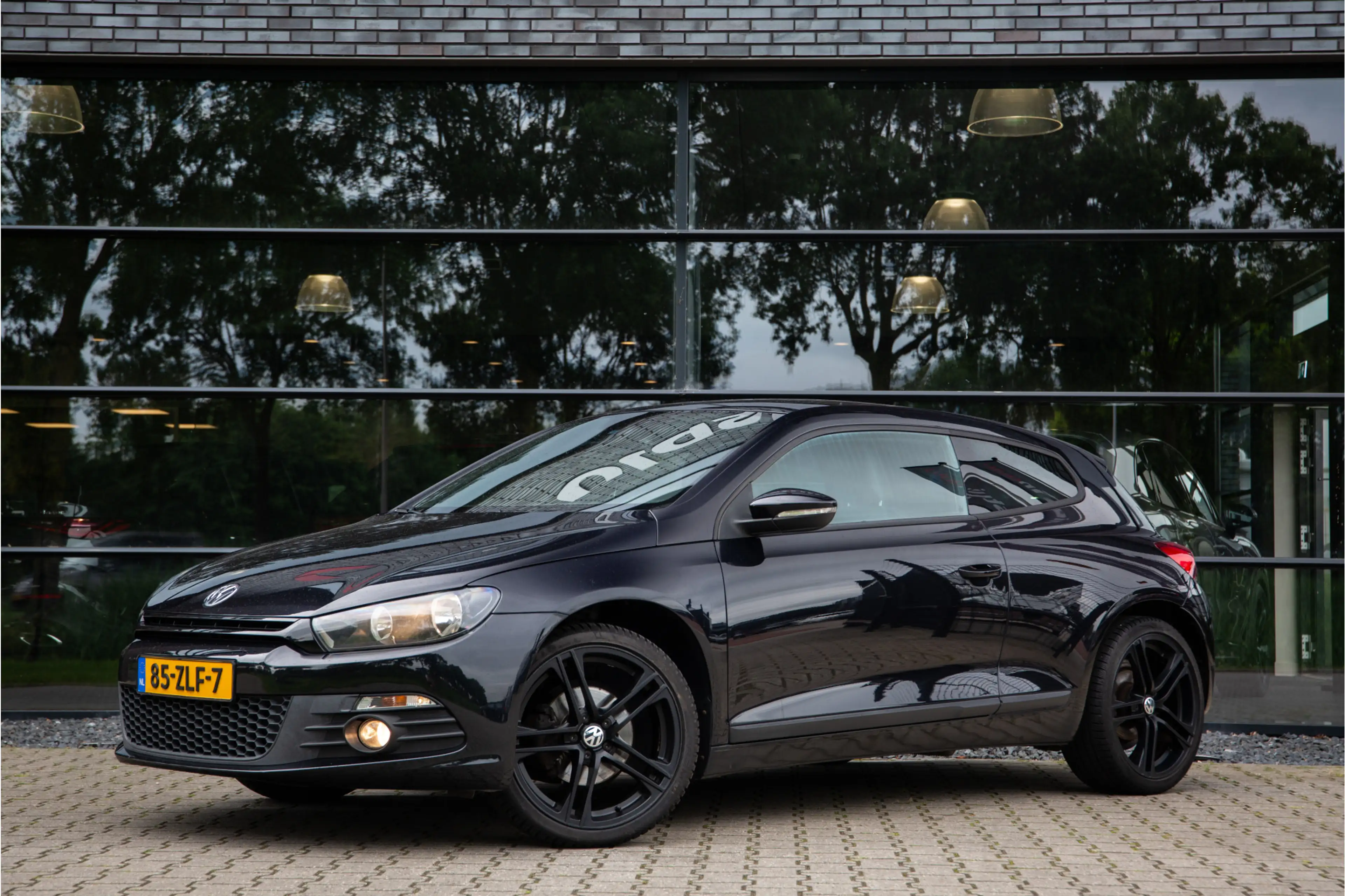 Volkswagen Scirocco 1.4 TSI Highline — photo 6