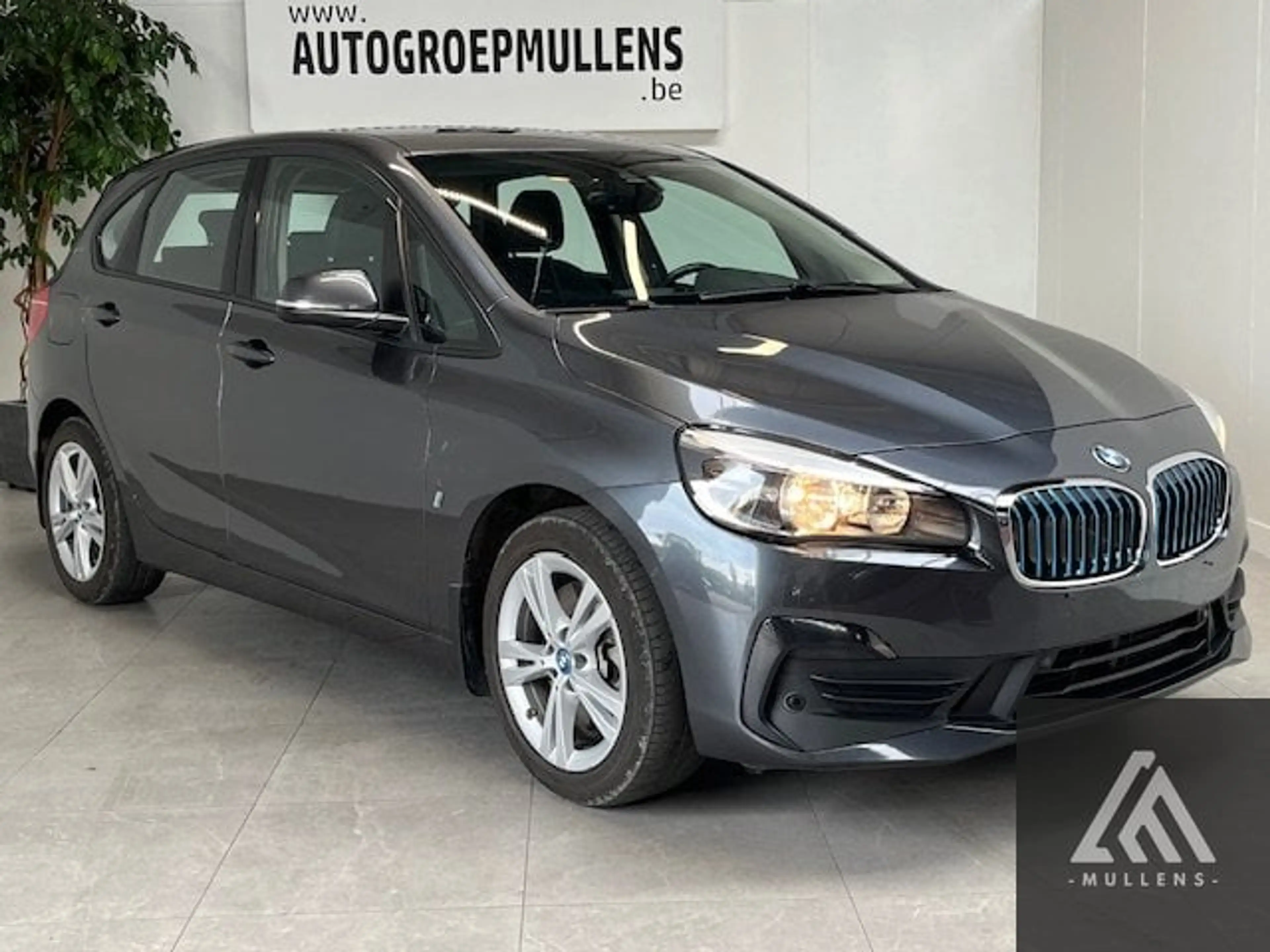 BMW 225 225xe iPerformance AUT Plug in — photo 4